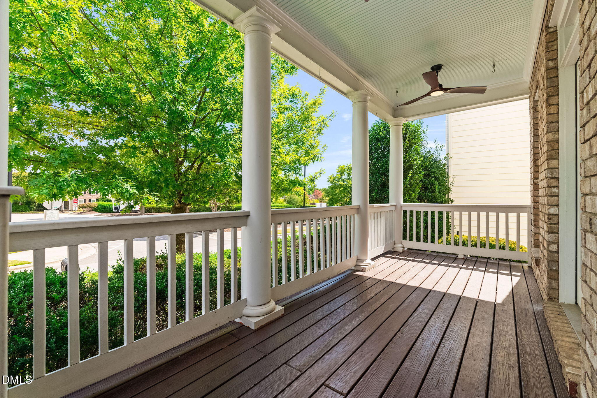 517 Commons Walk Circle