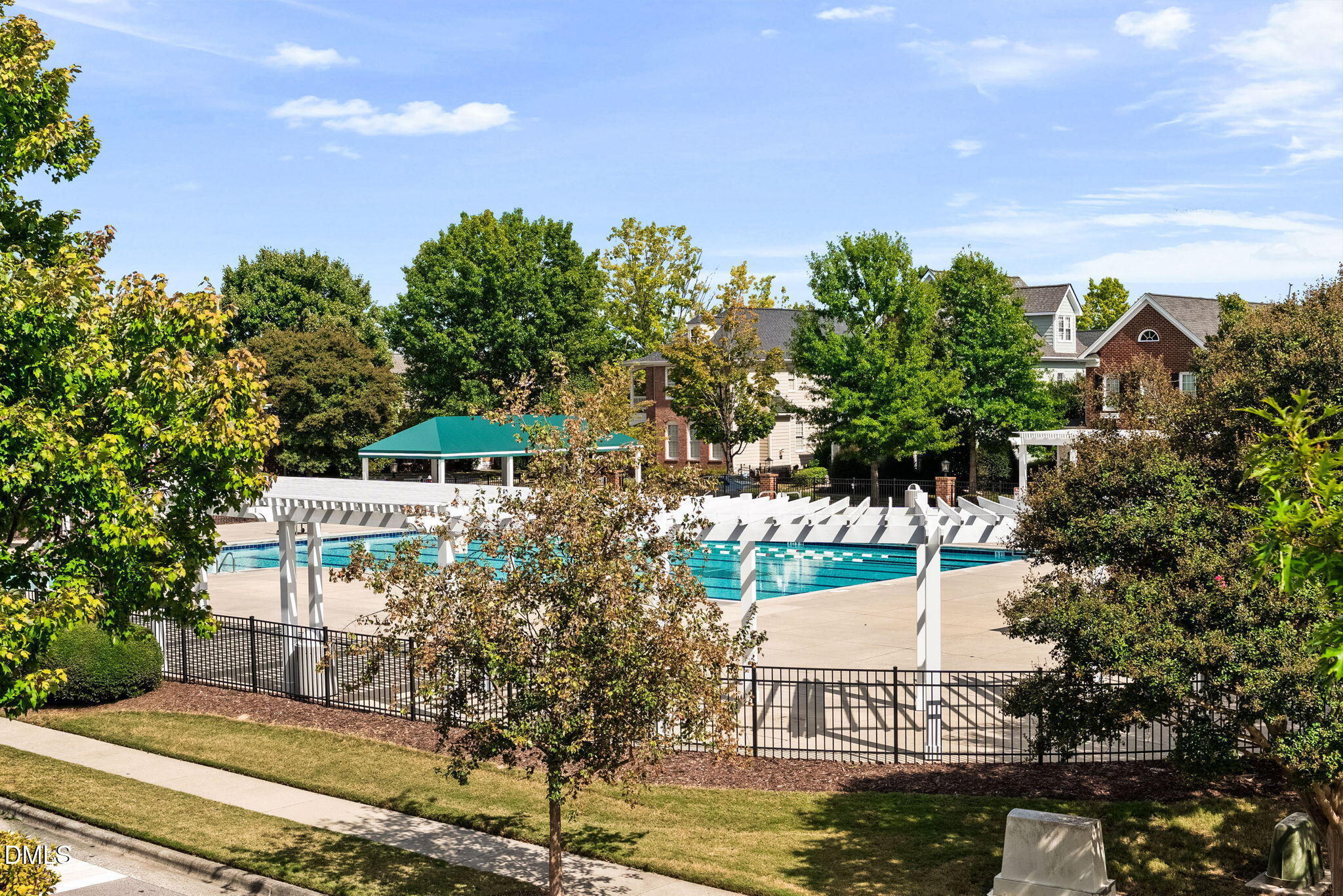 517 Commons Walk Circle