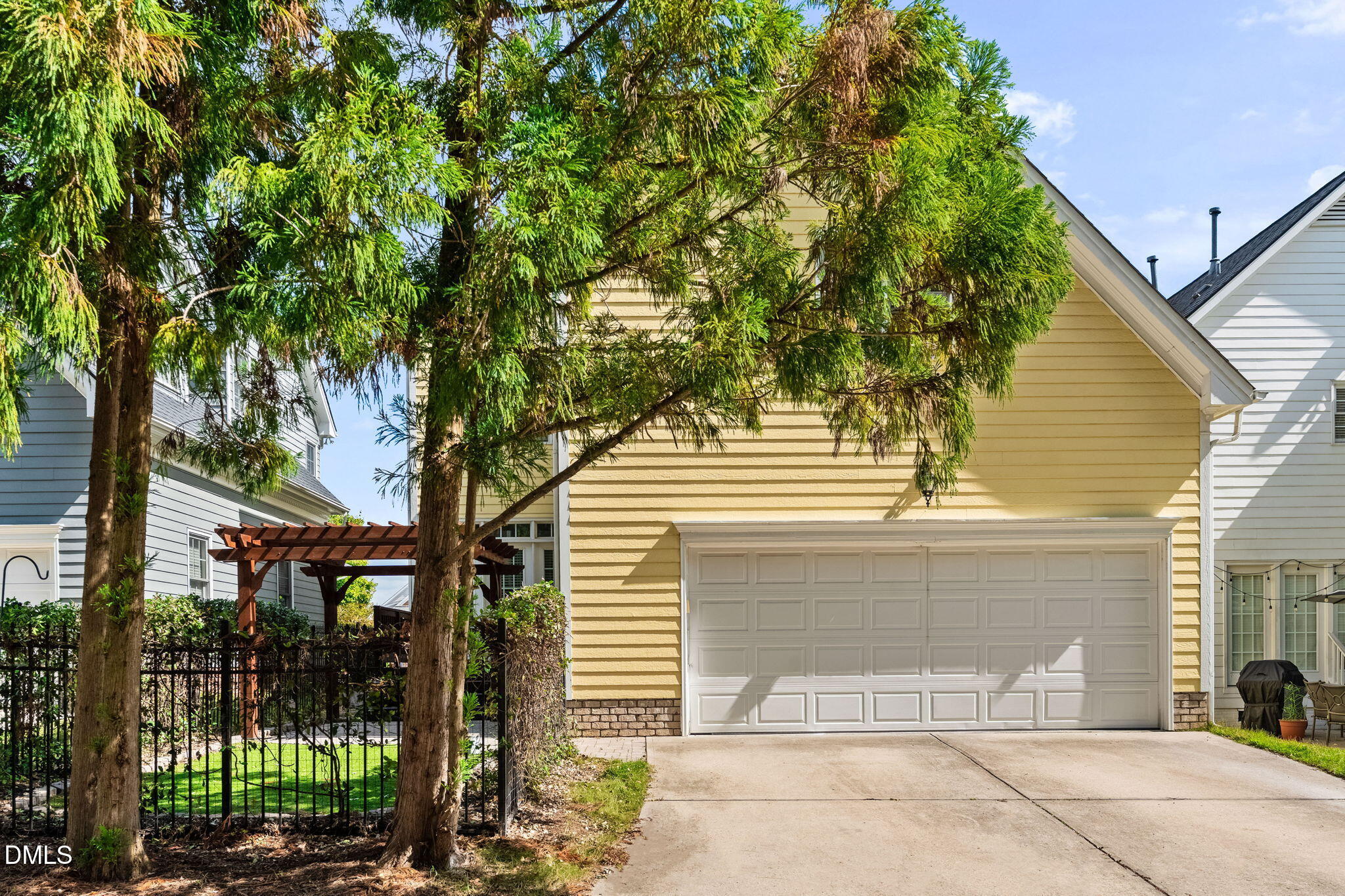 517 Commons Walk Circle