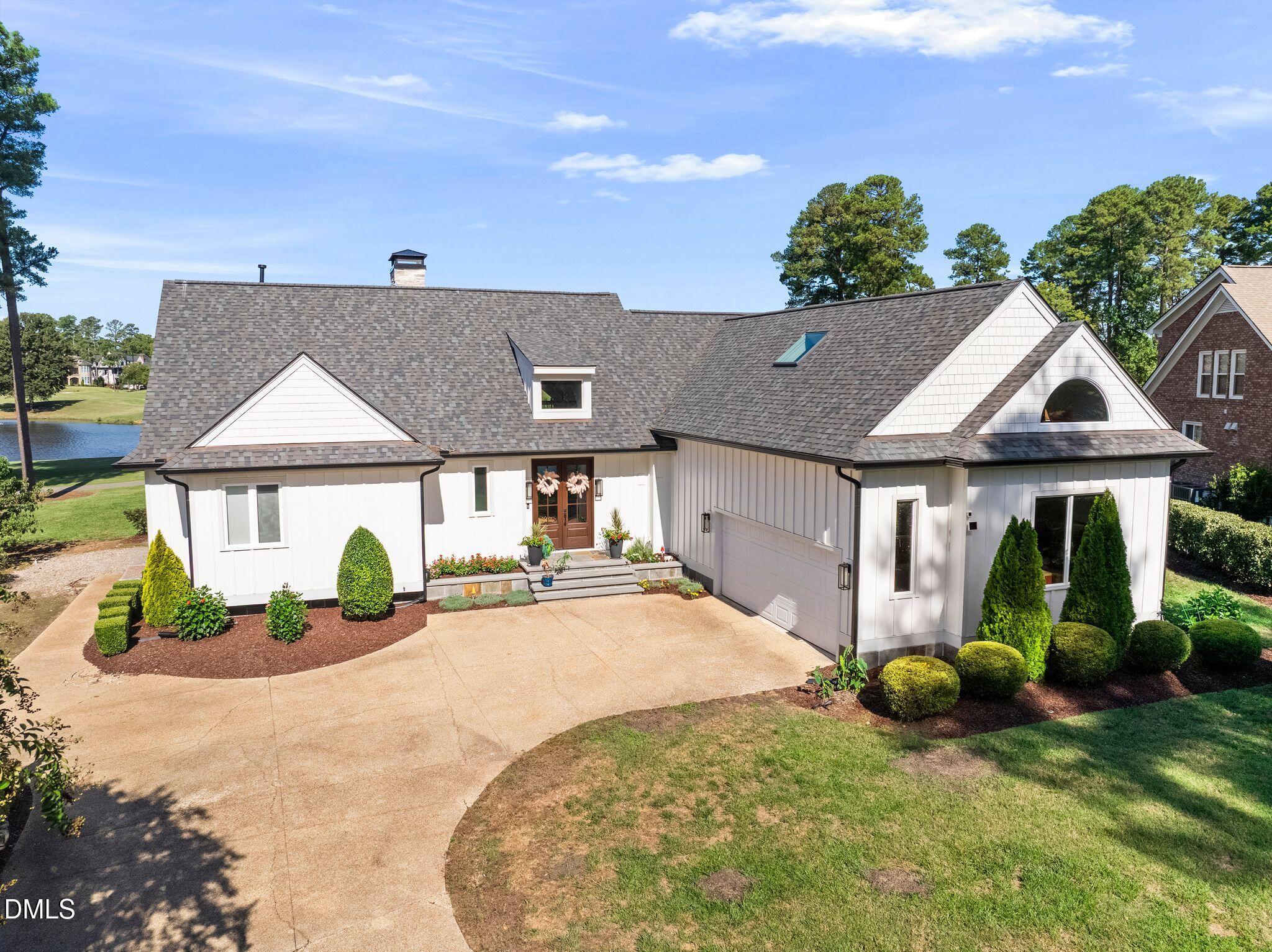 109 Summer Lakes Drive
