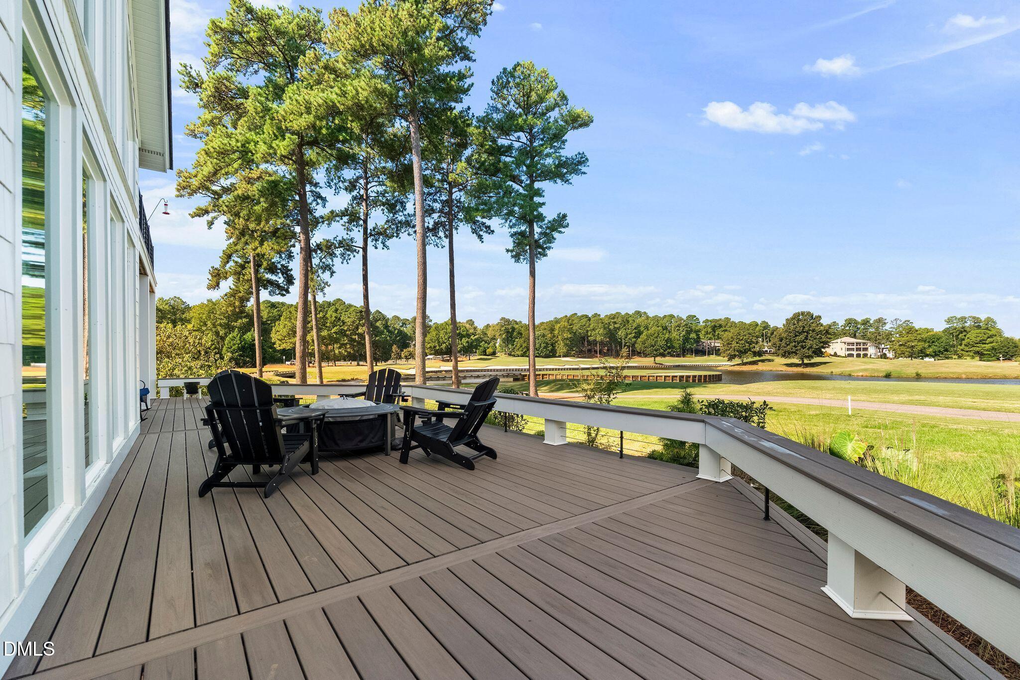 109 Summer Lakes Drive