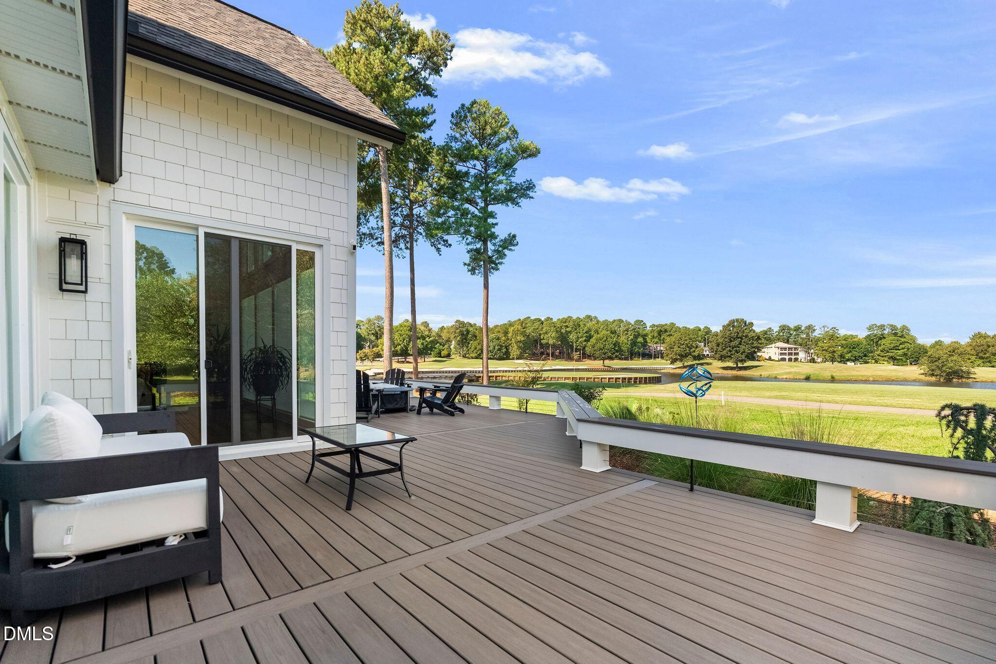 109 Summer Lakes Drive