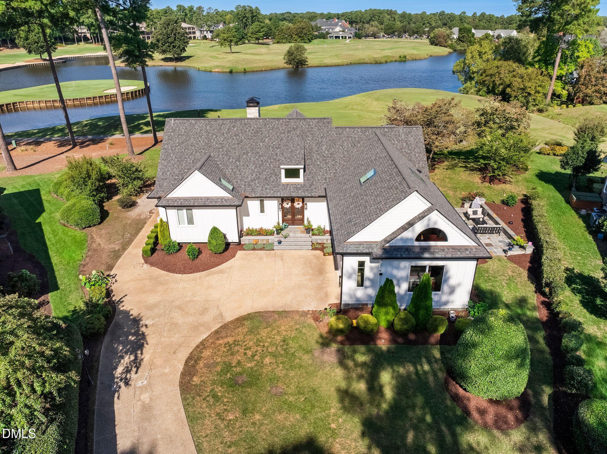 109 Summer Lakes Drive