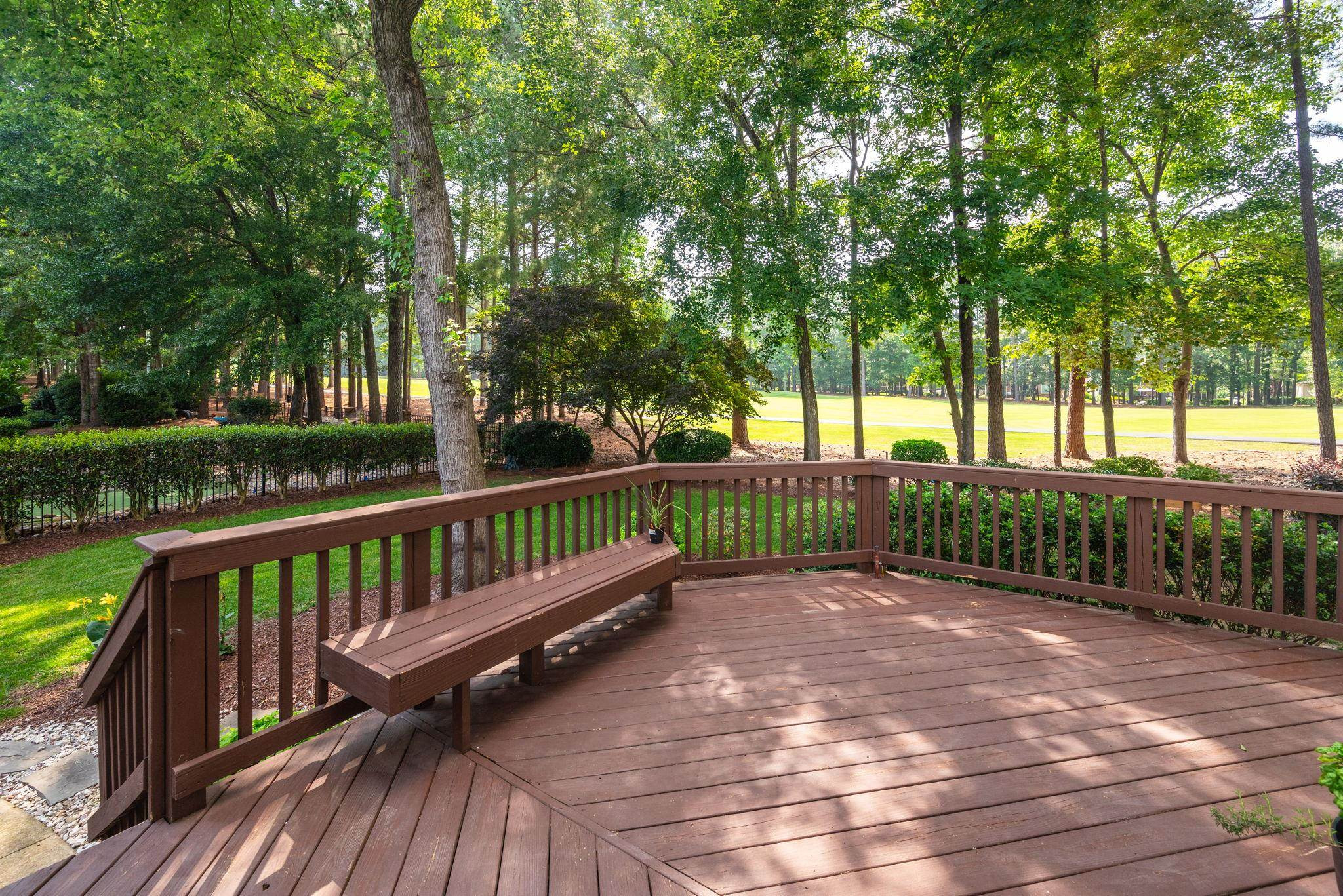 105 E Clarksville Court
