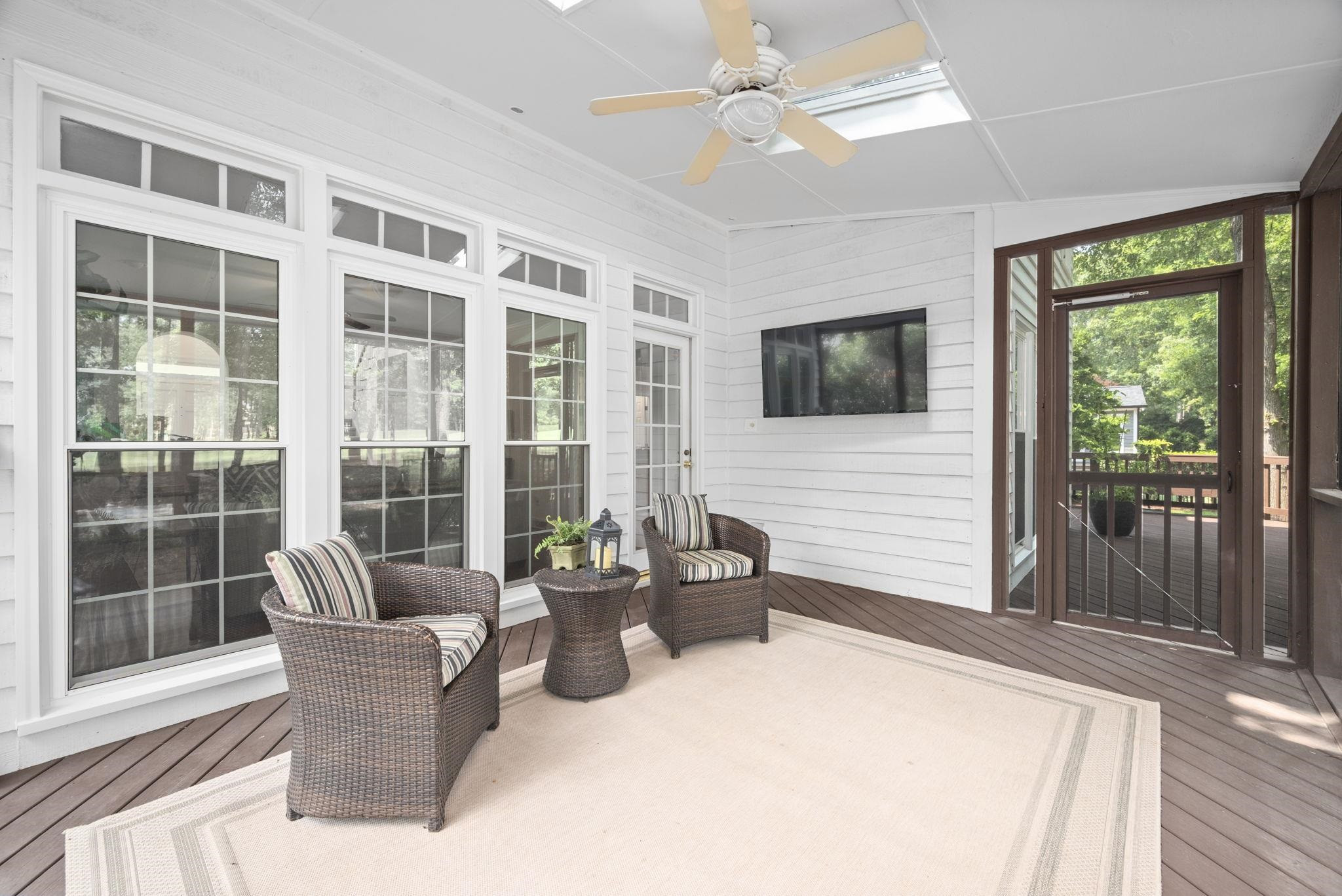 105 E Clarksville Court