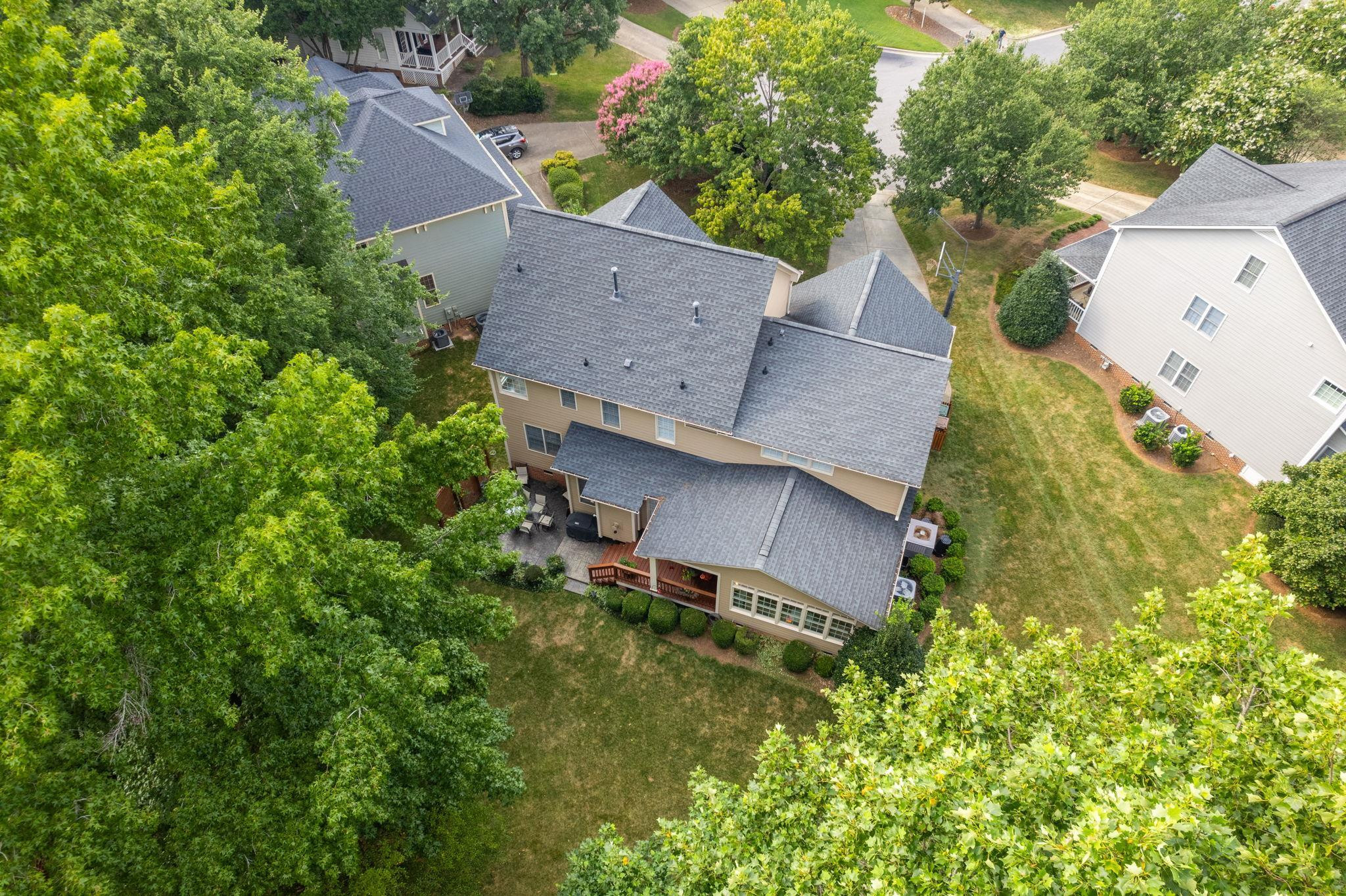 105 Robbins Reef Way