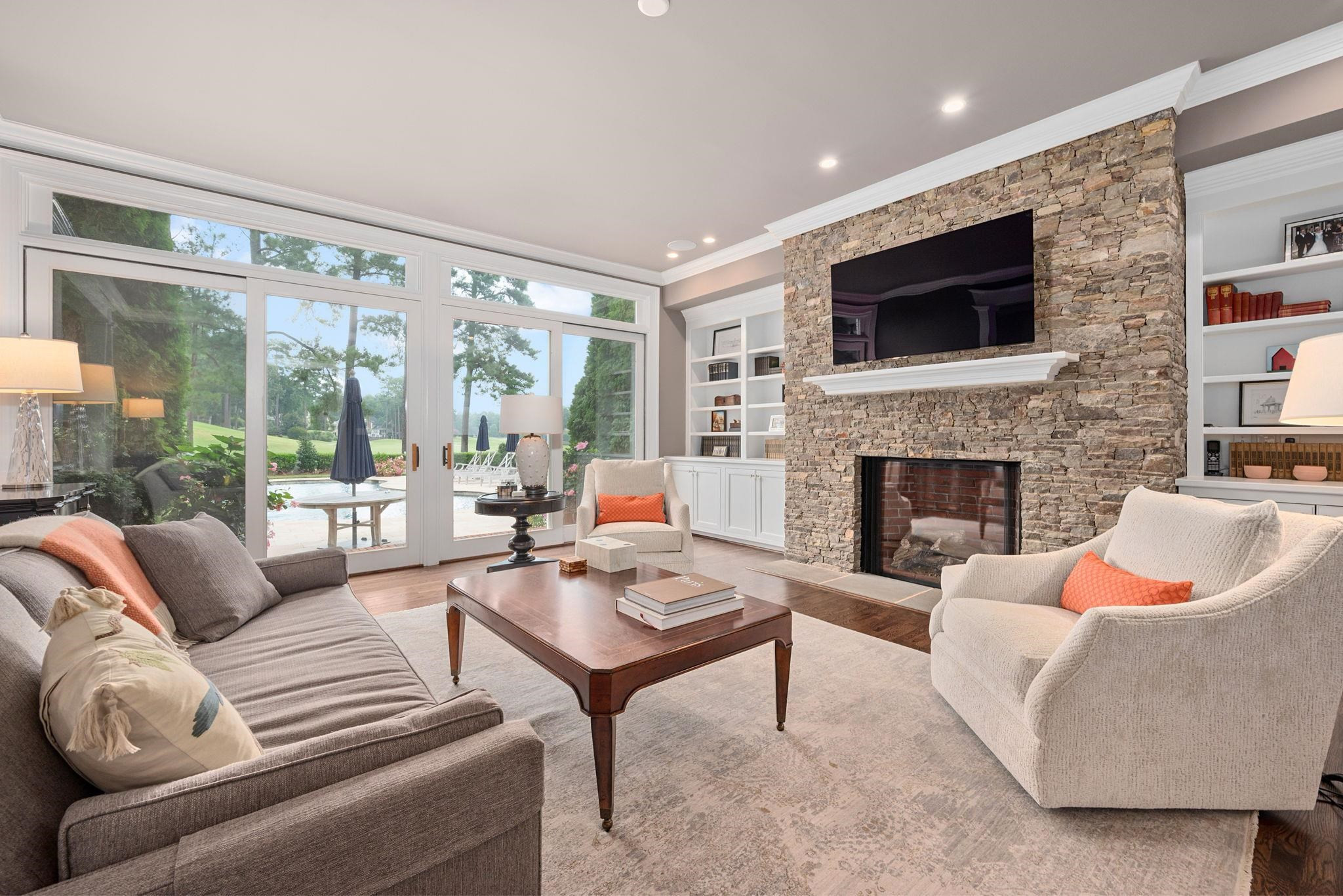 105 Fairway Valley Court
