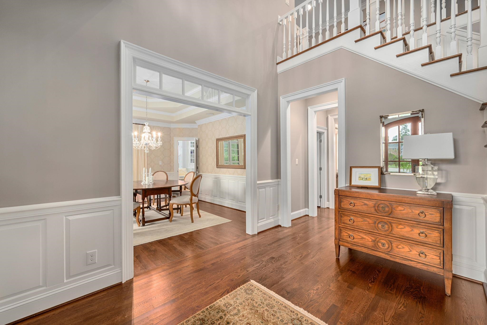 105 Fairway Valley Court