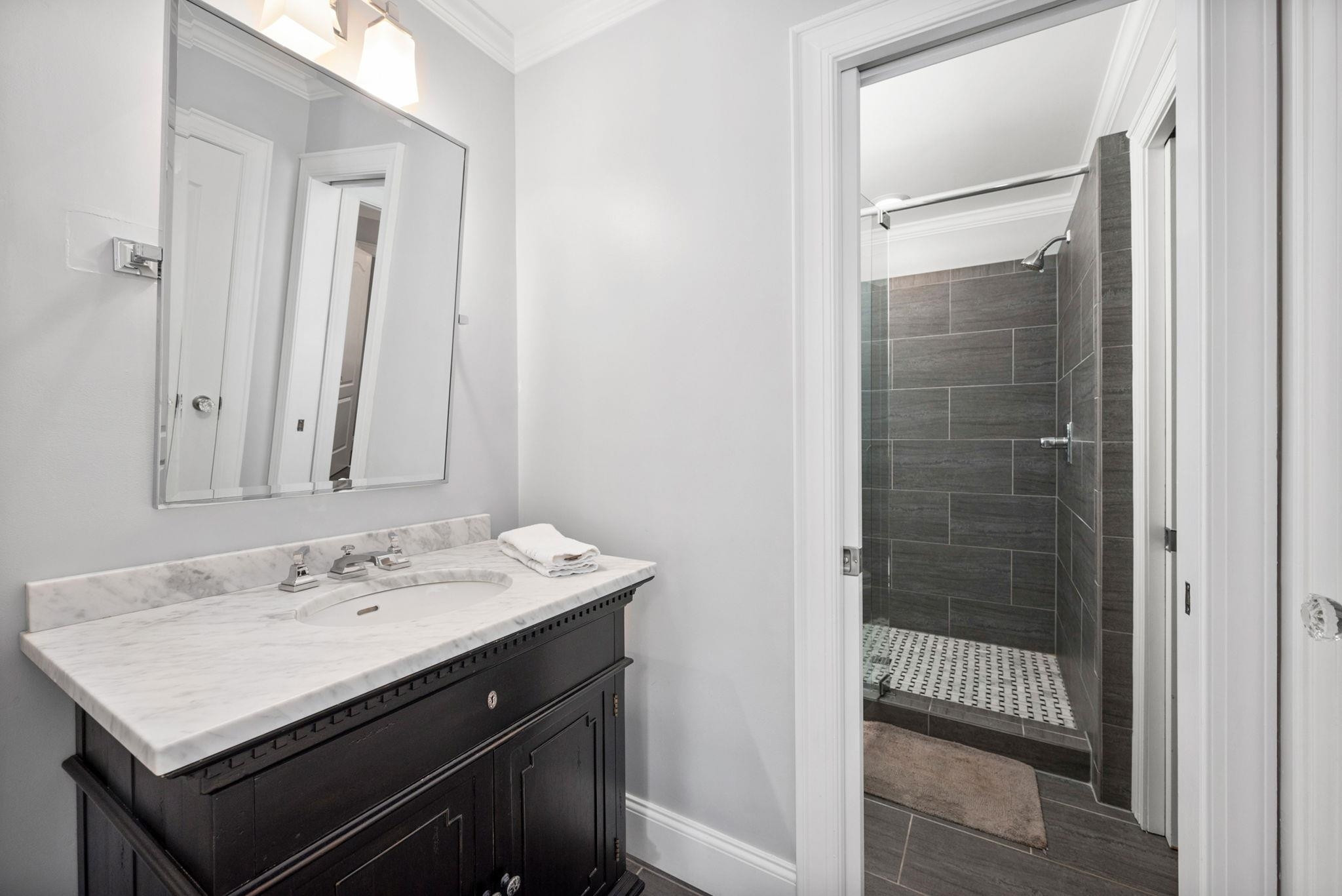 105 Fairway Valley Court