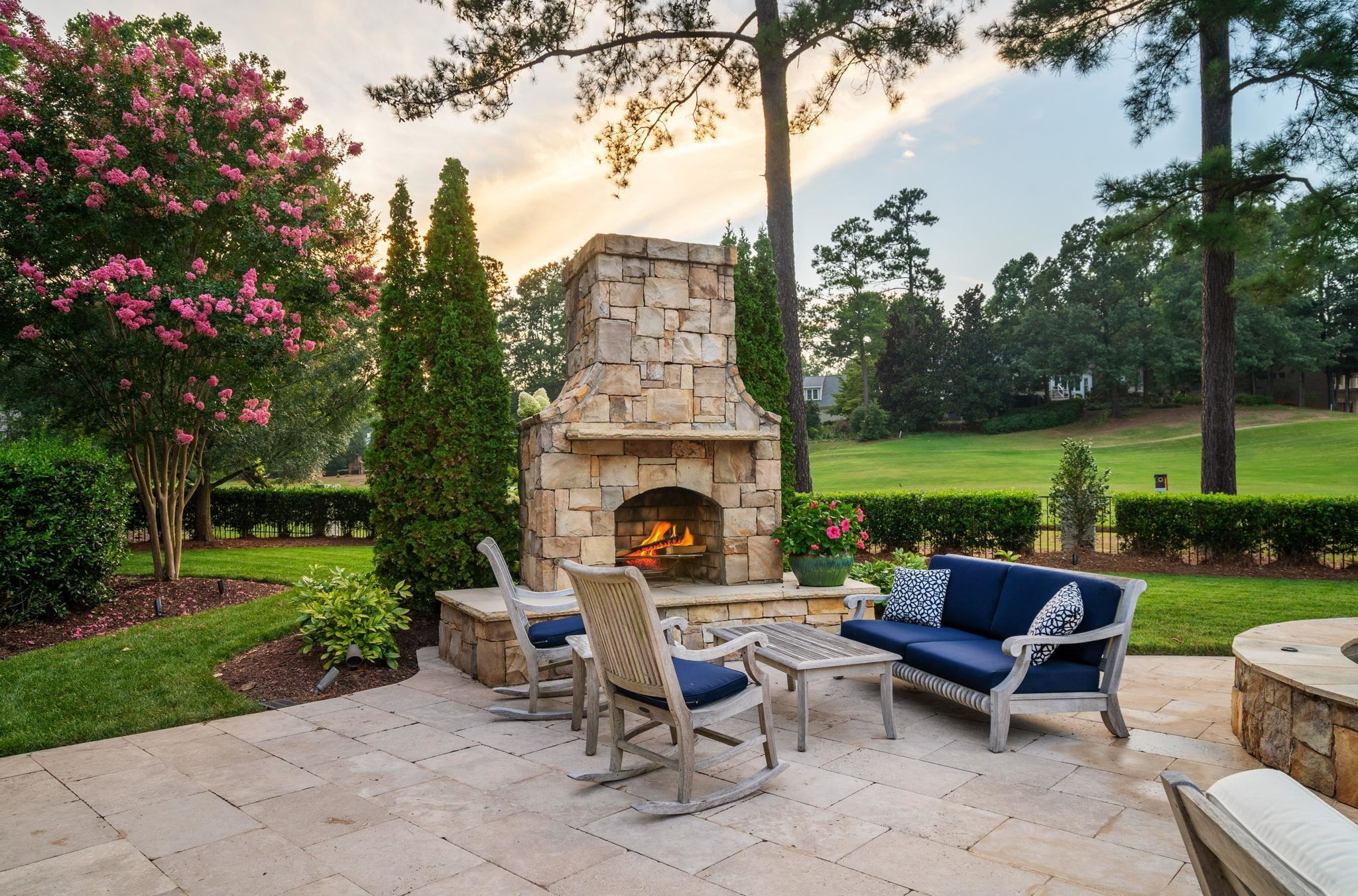 105 Fairway Valley Court