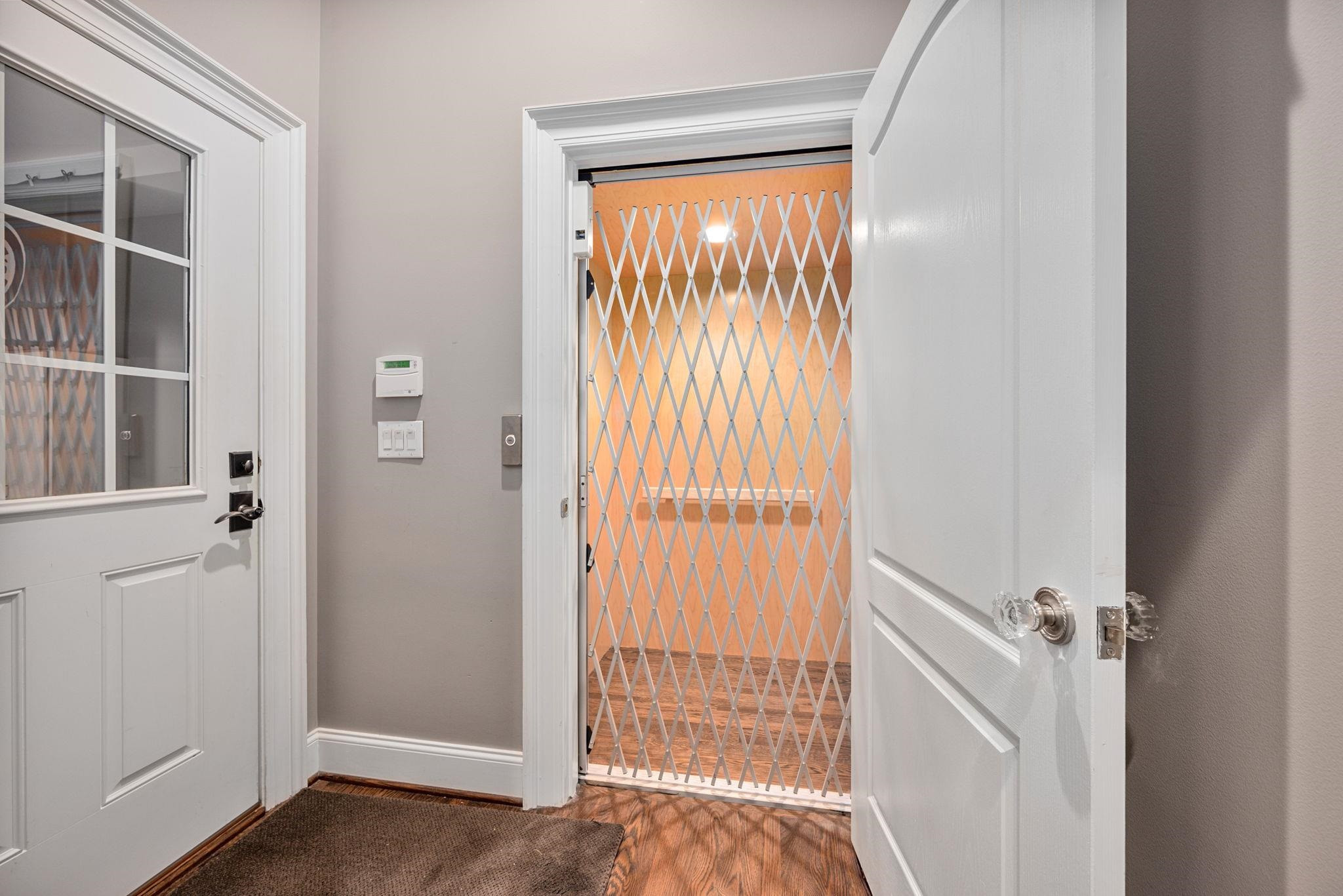 105 Fairway Valley Court