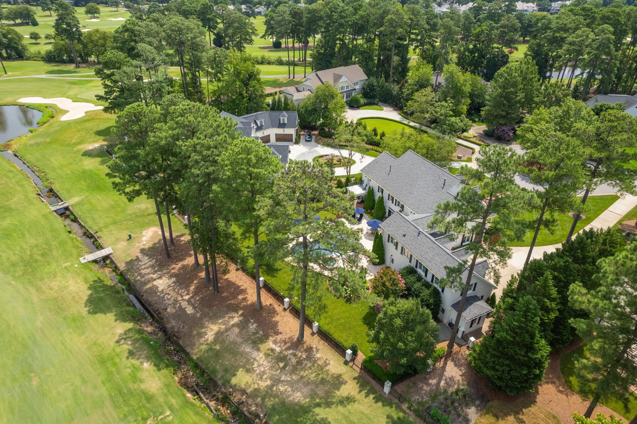 105 Fairway Valley Court