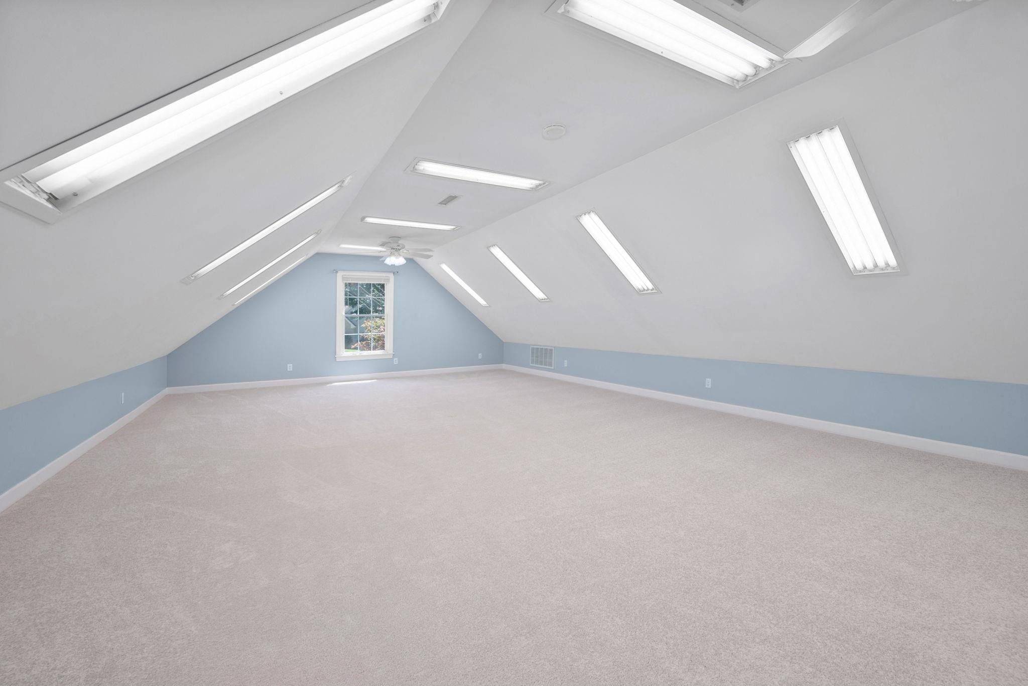 104 Lutterworth Court