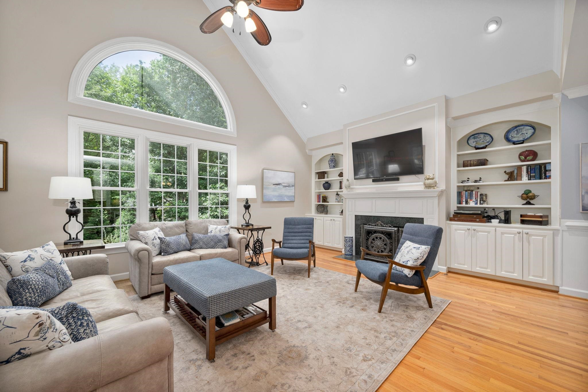 104 Lutterworth Court