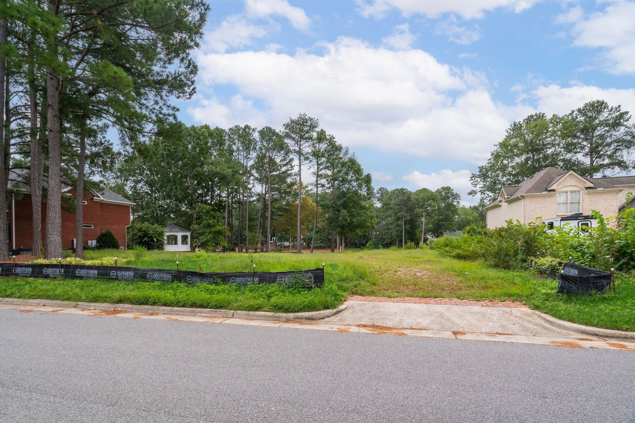 104 Pond Bluff Way