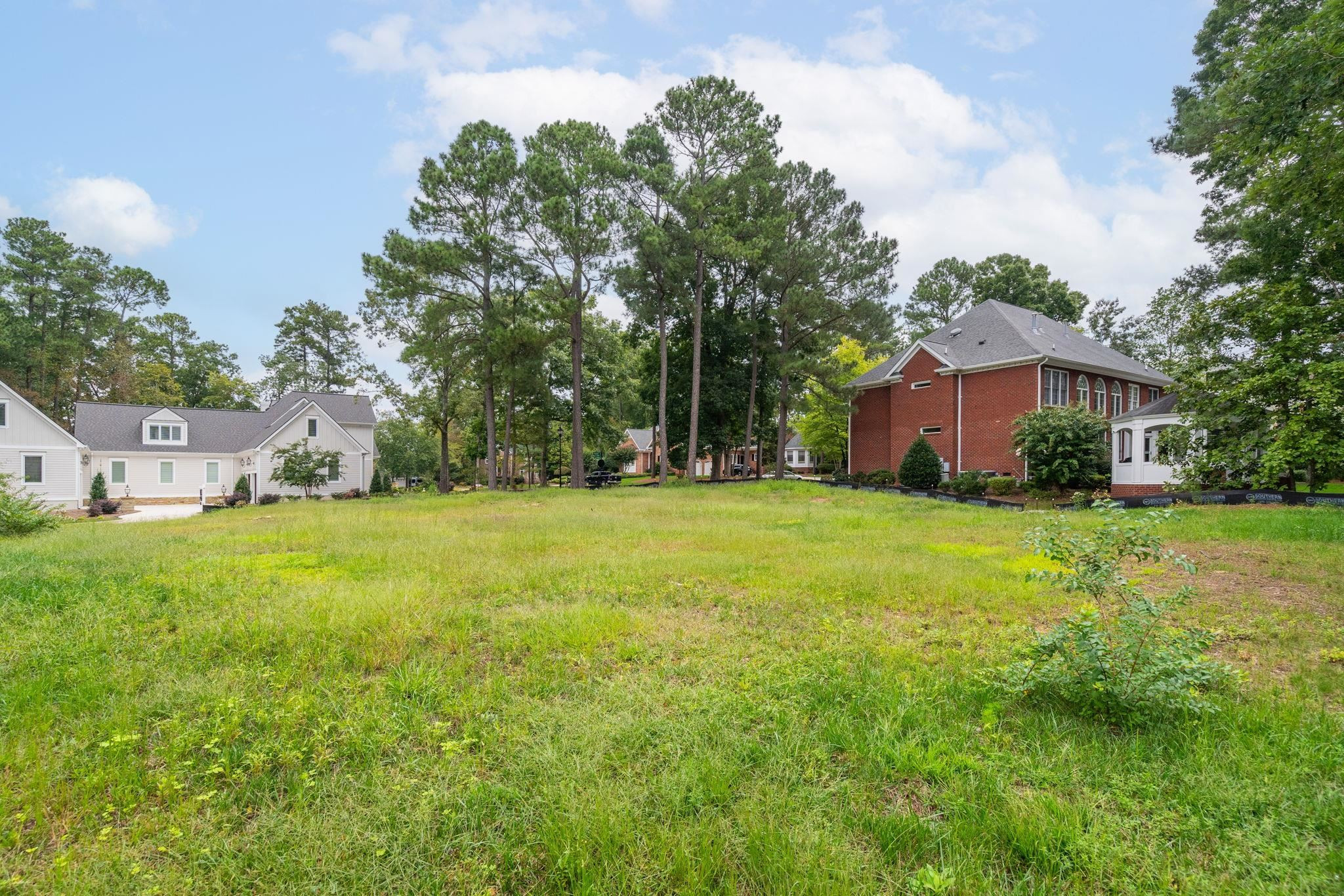 104 Pond Bluff Way