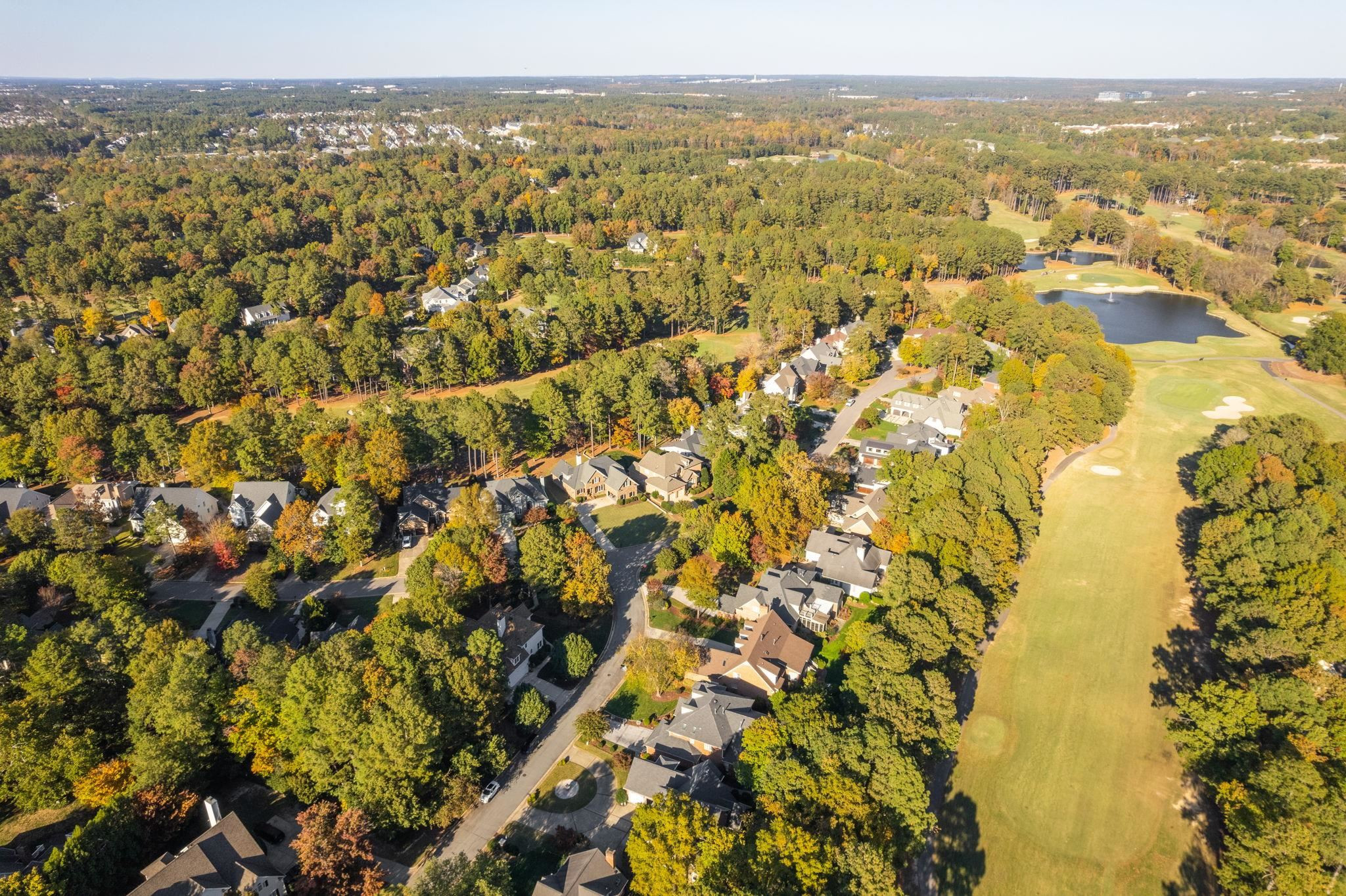 106 Divot Lane