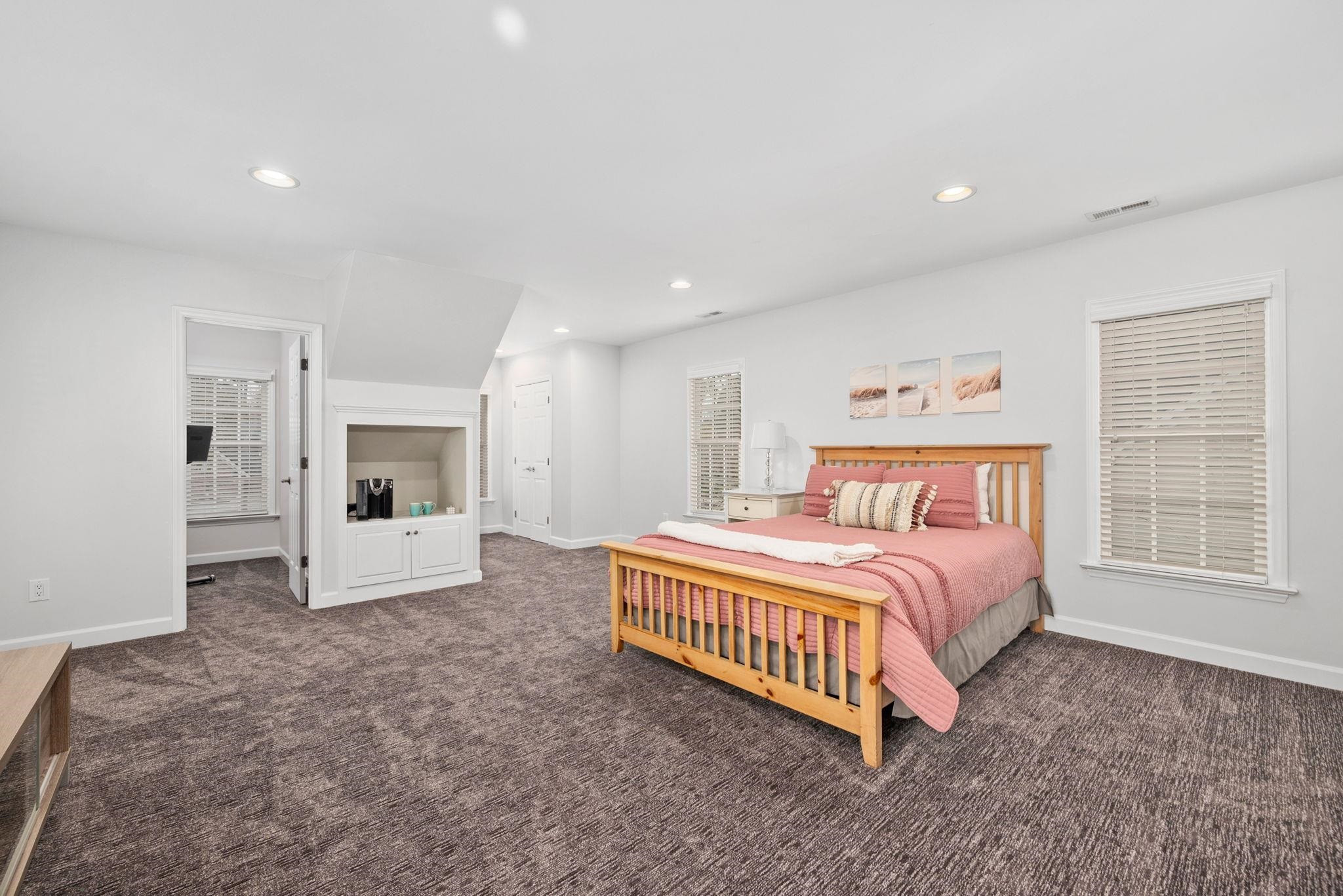 111 Old Pros Way
