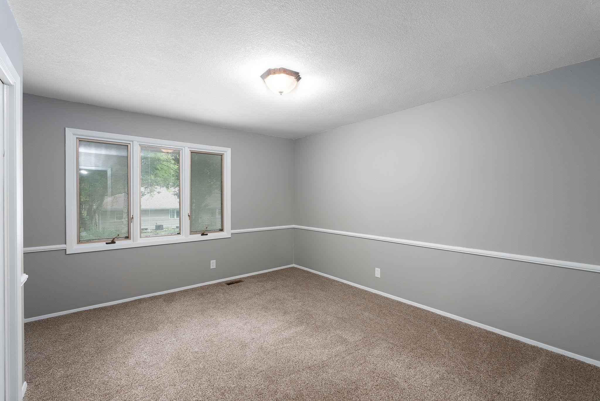 8300 E Brookhollow Ln