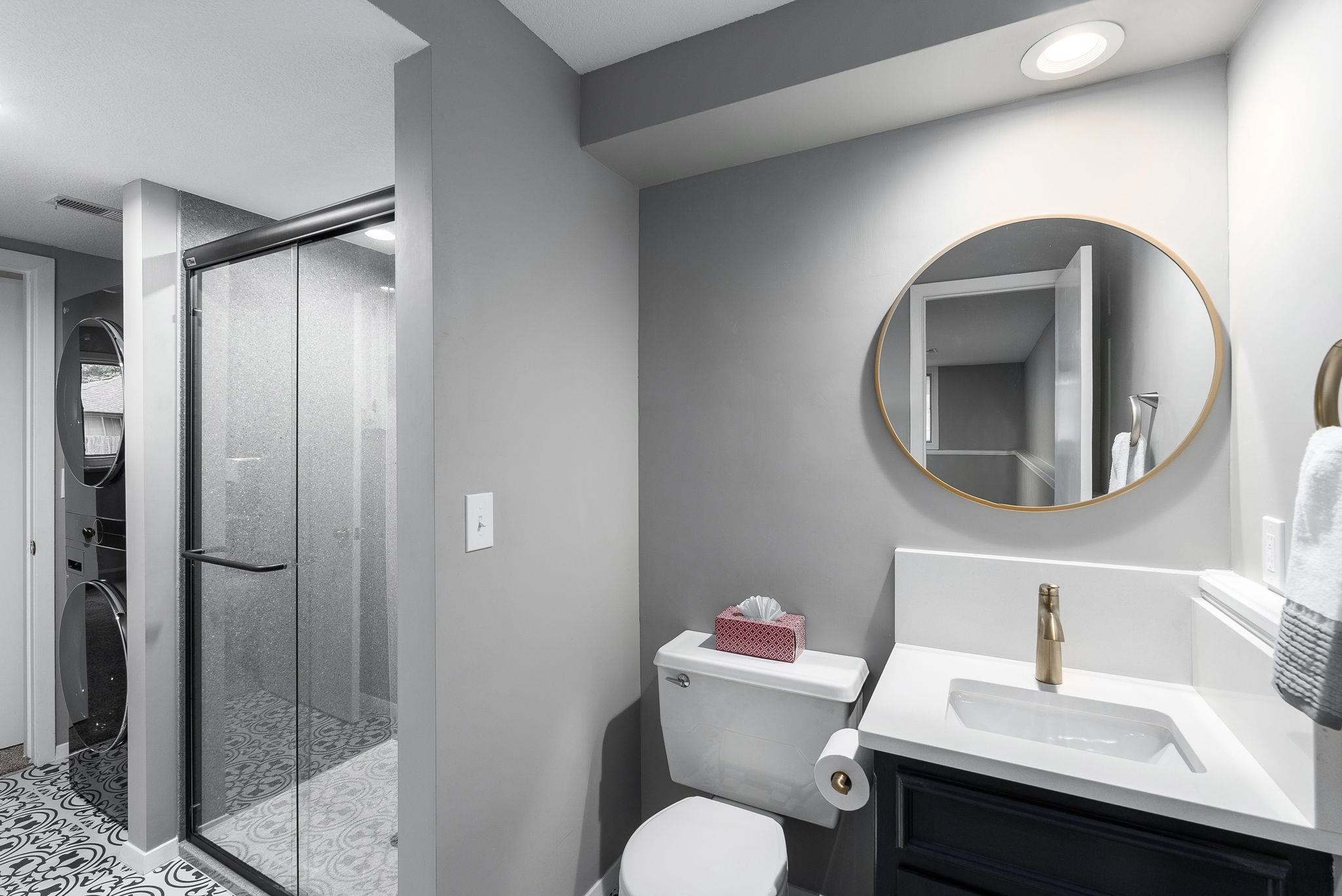 8300 E Brookhollow Ln