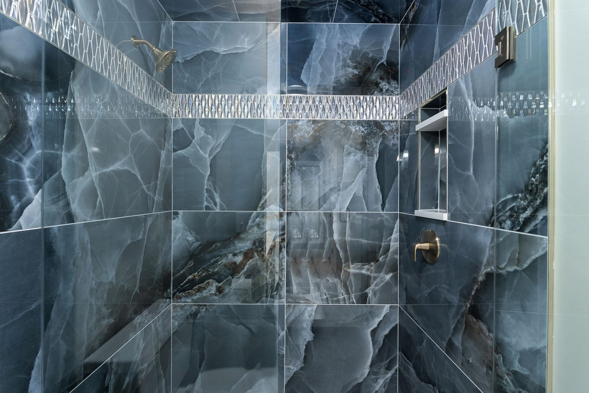 8300 E Brookhollow Ln