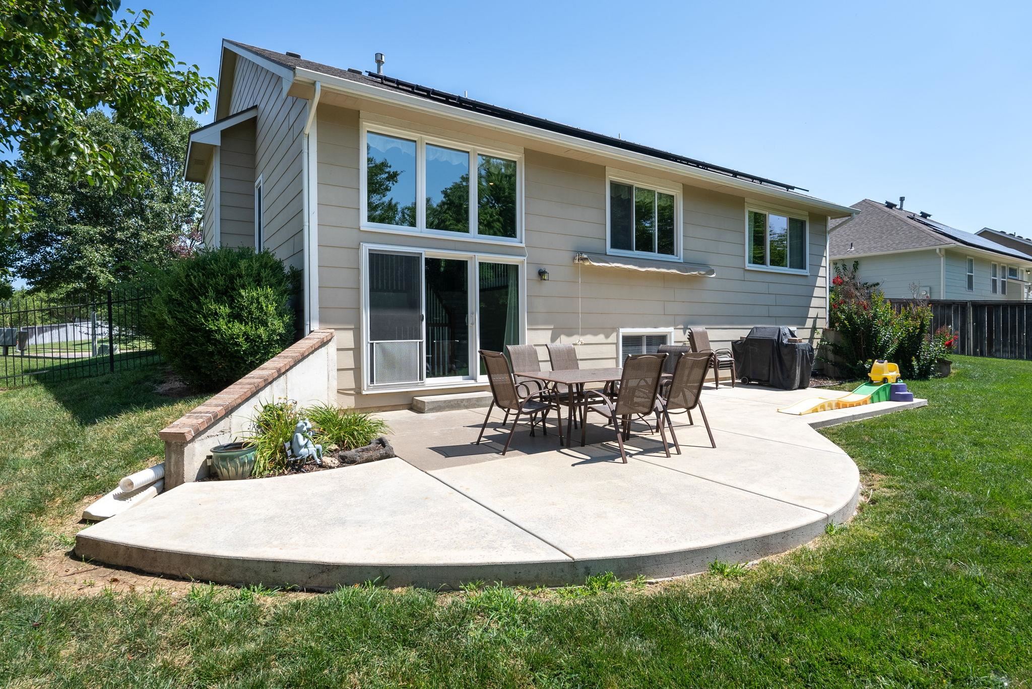 11809 E Tipperary St