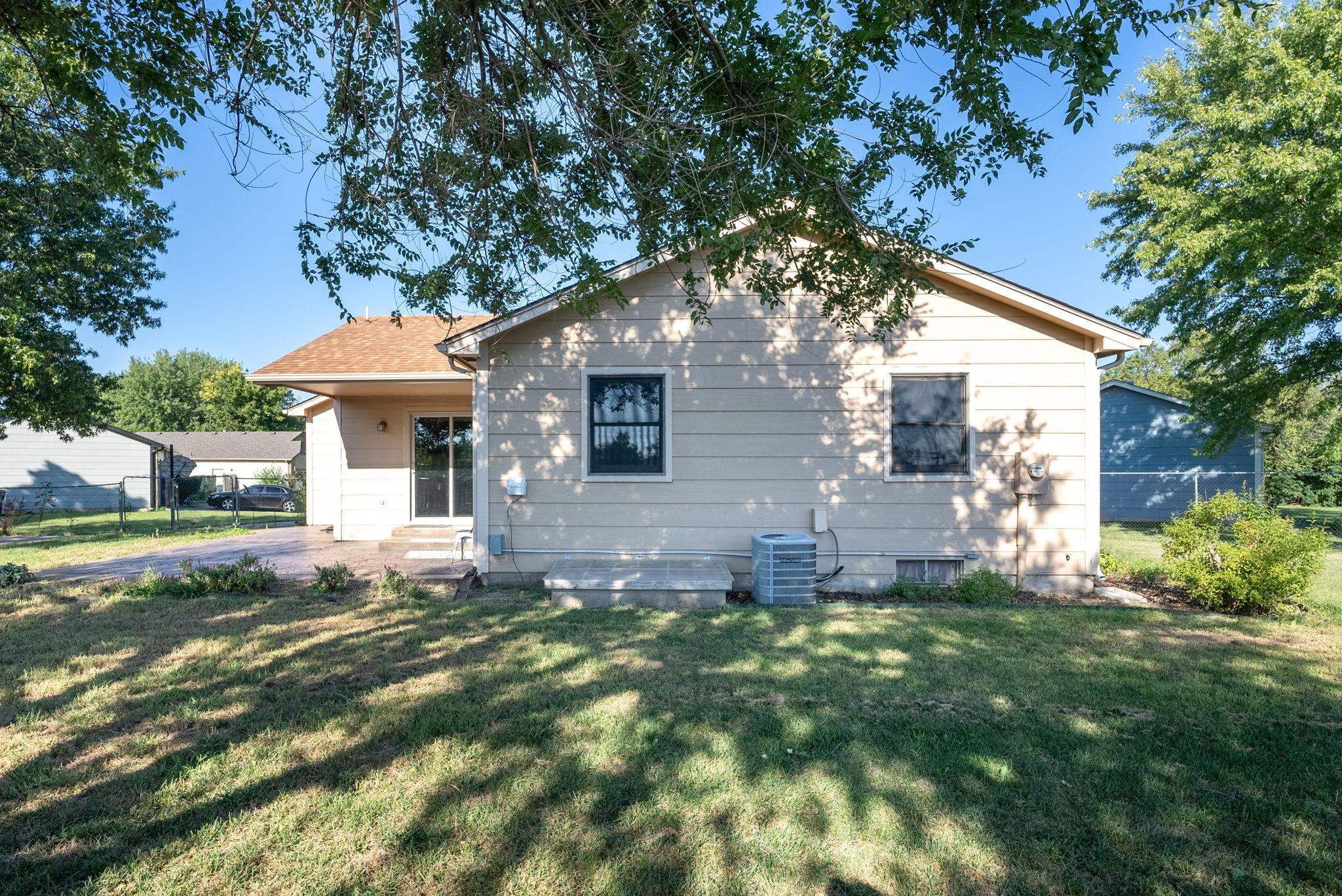 12110 W Cornelison Cir