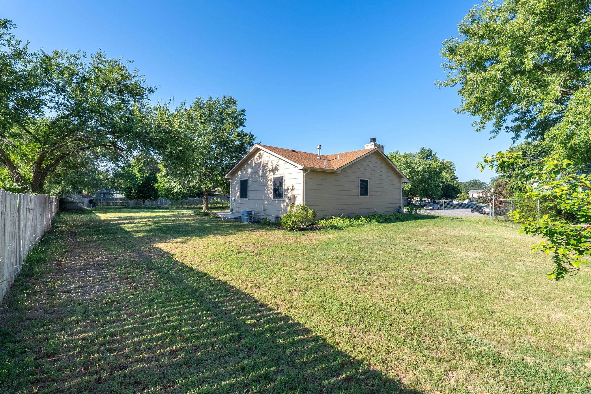 12110 W Cornelison Cir