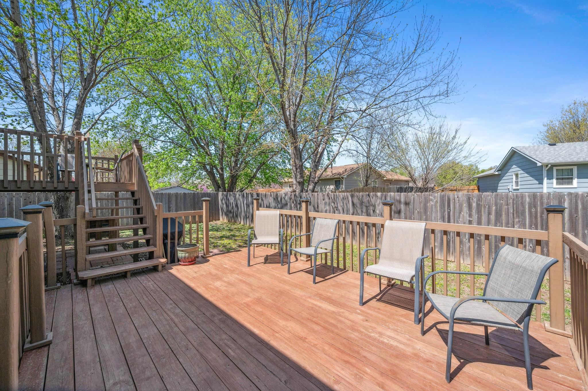 11902 W Jamesburg St