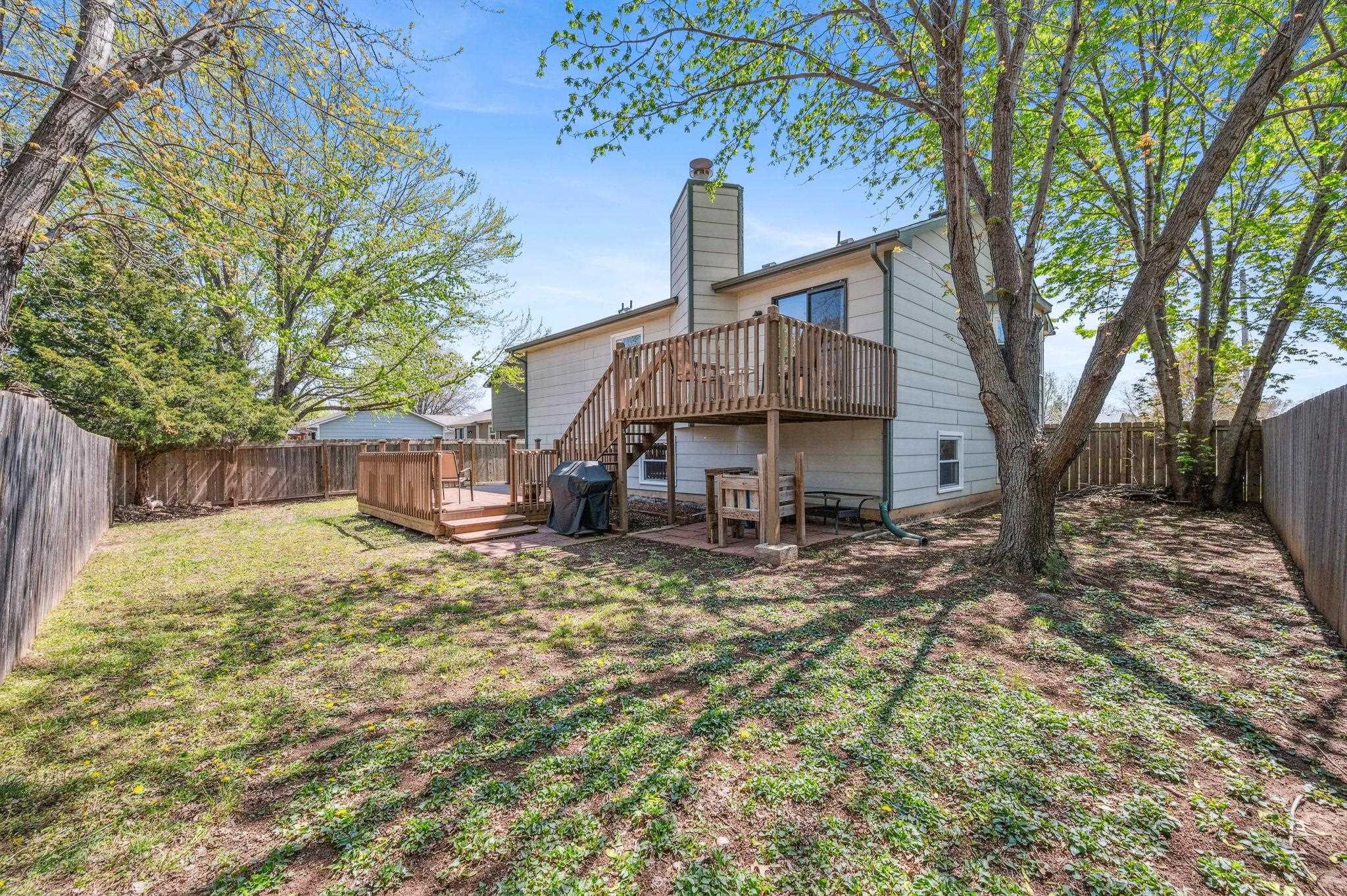 11902 W Jamesburg St