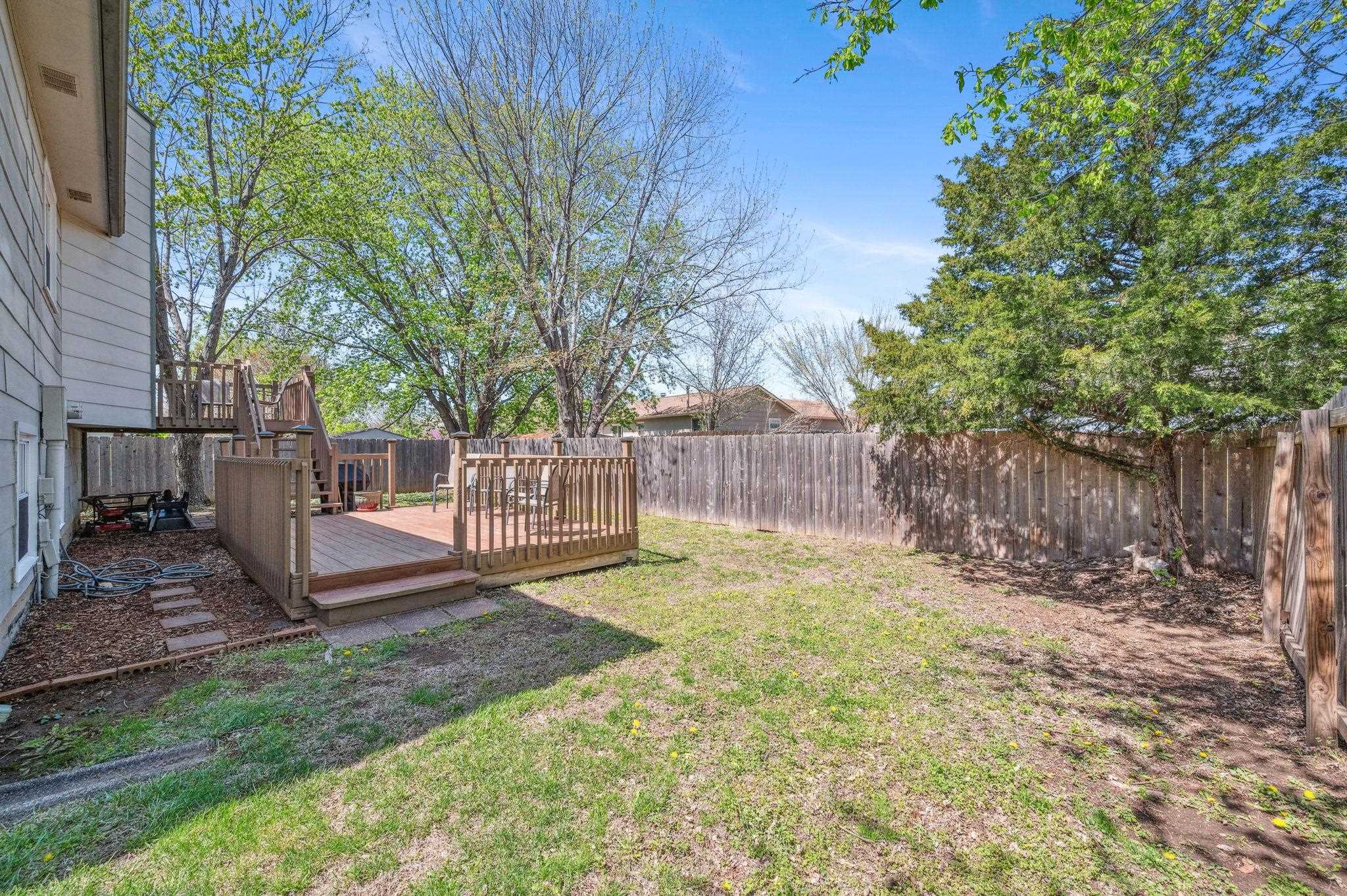 11902 W Jamesburg St