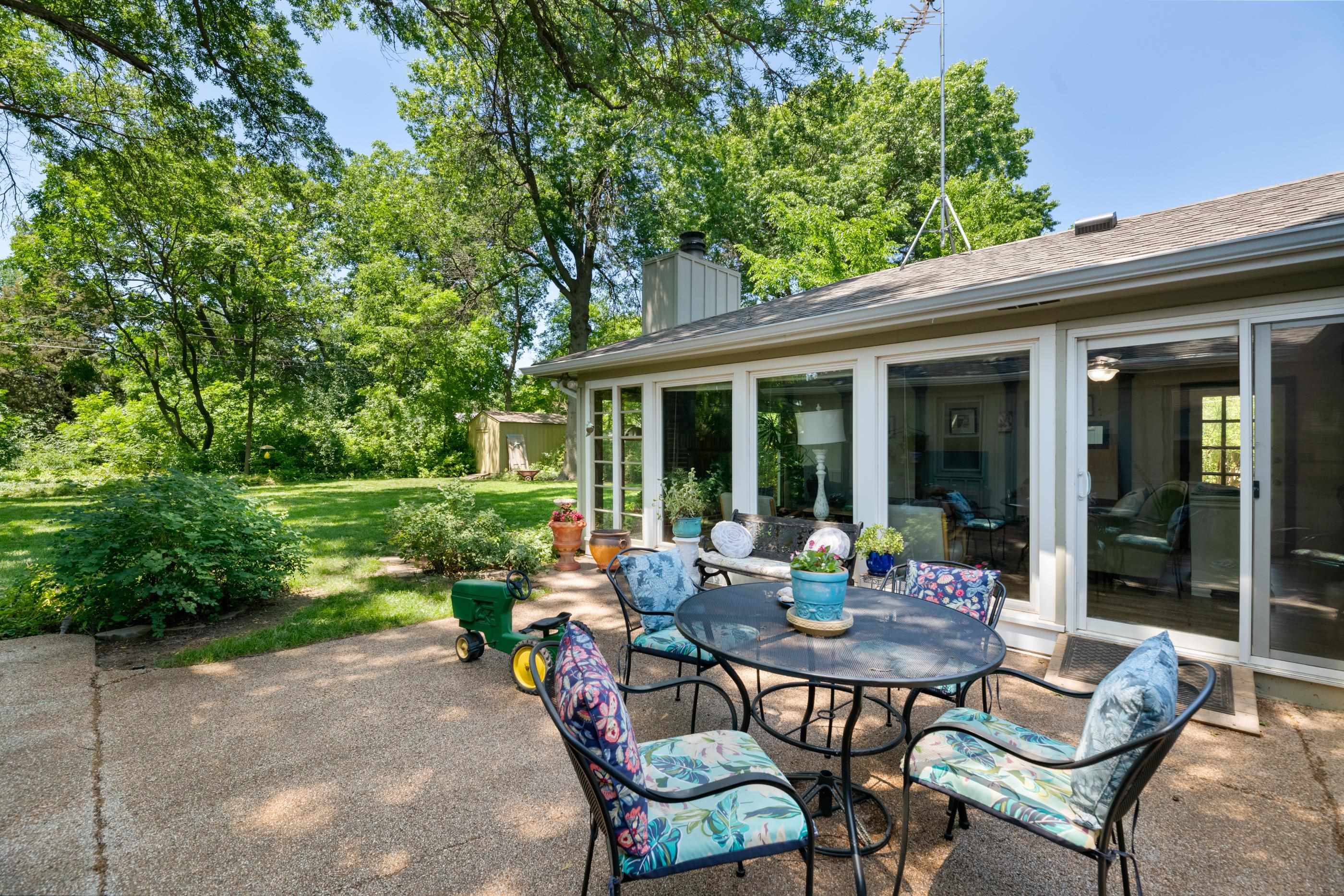 5653 E Park Hollow Dr