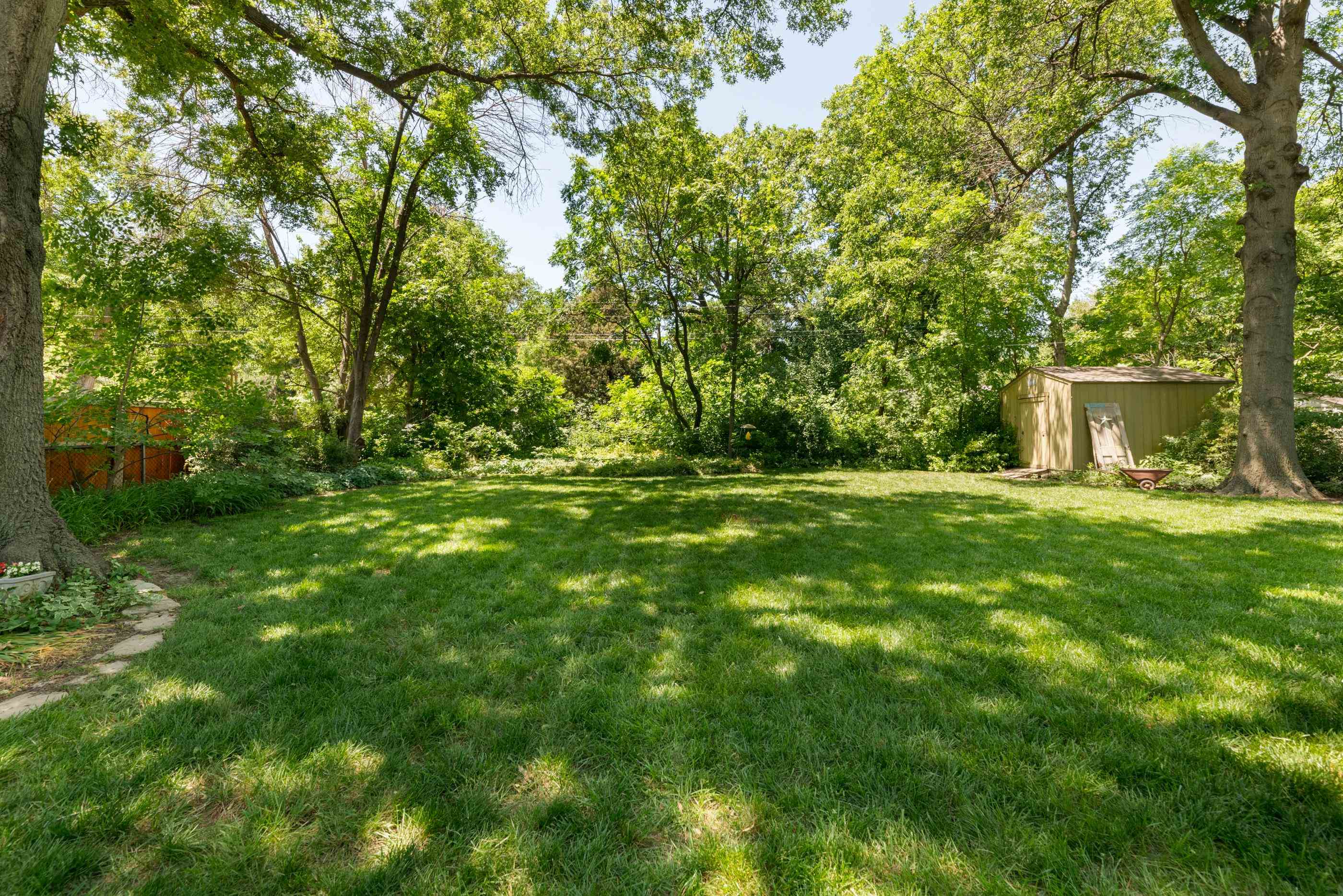 5653 E Park Hollow Dr