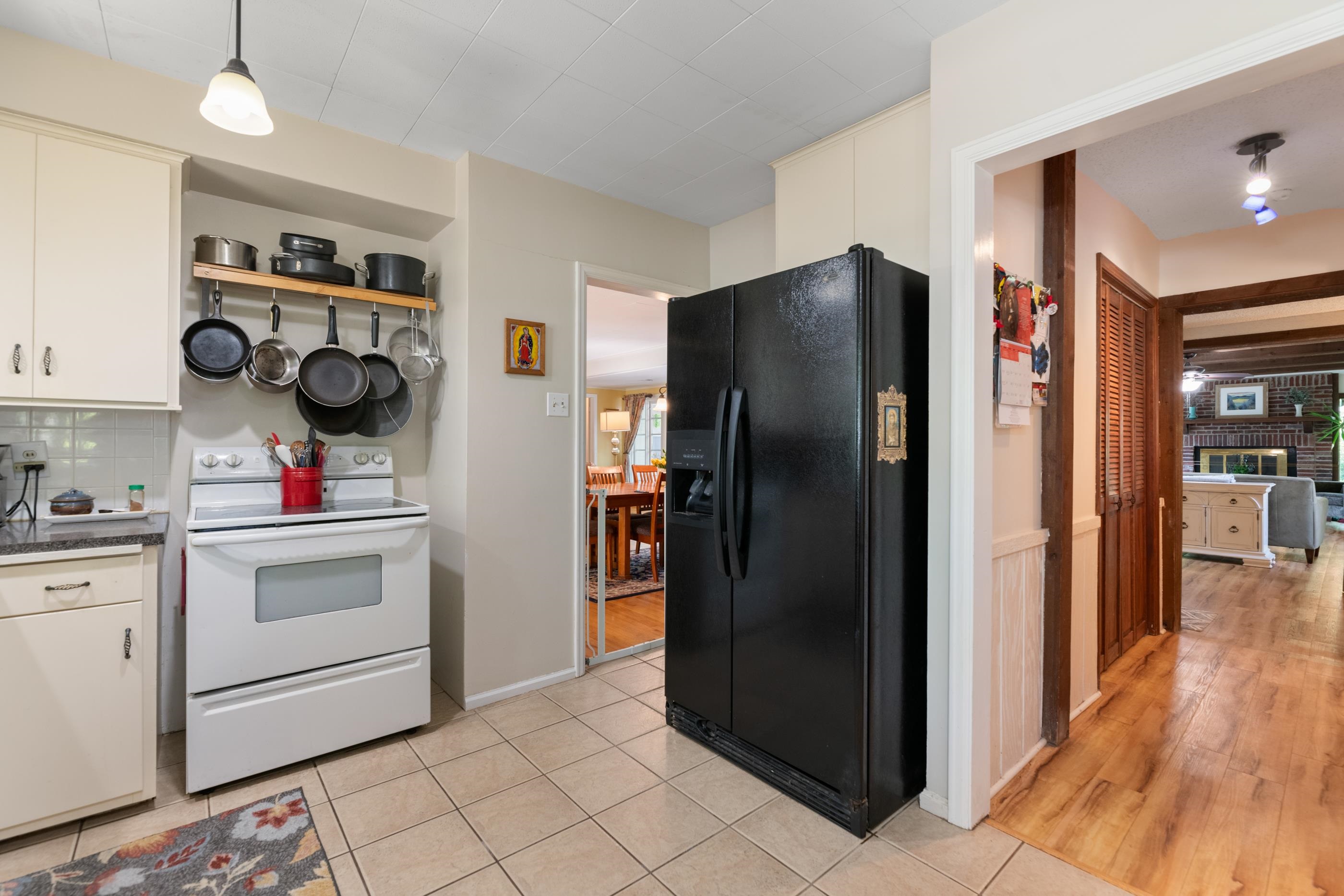 5653 E Park Hollow Dr