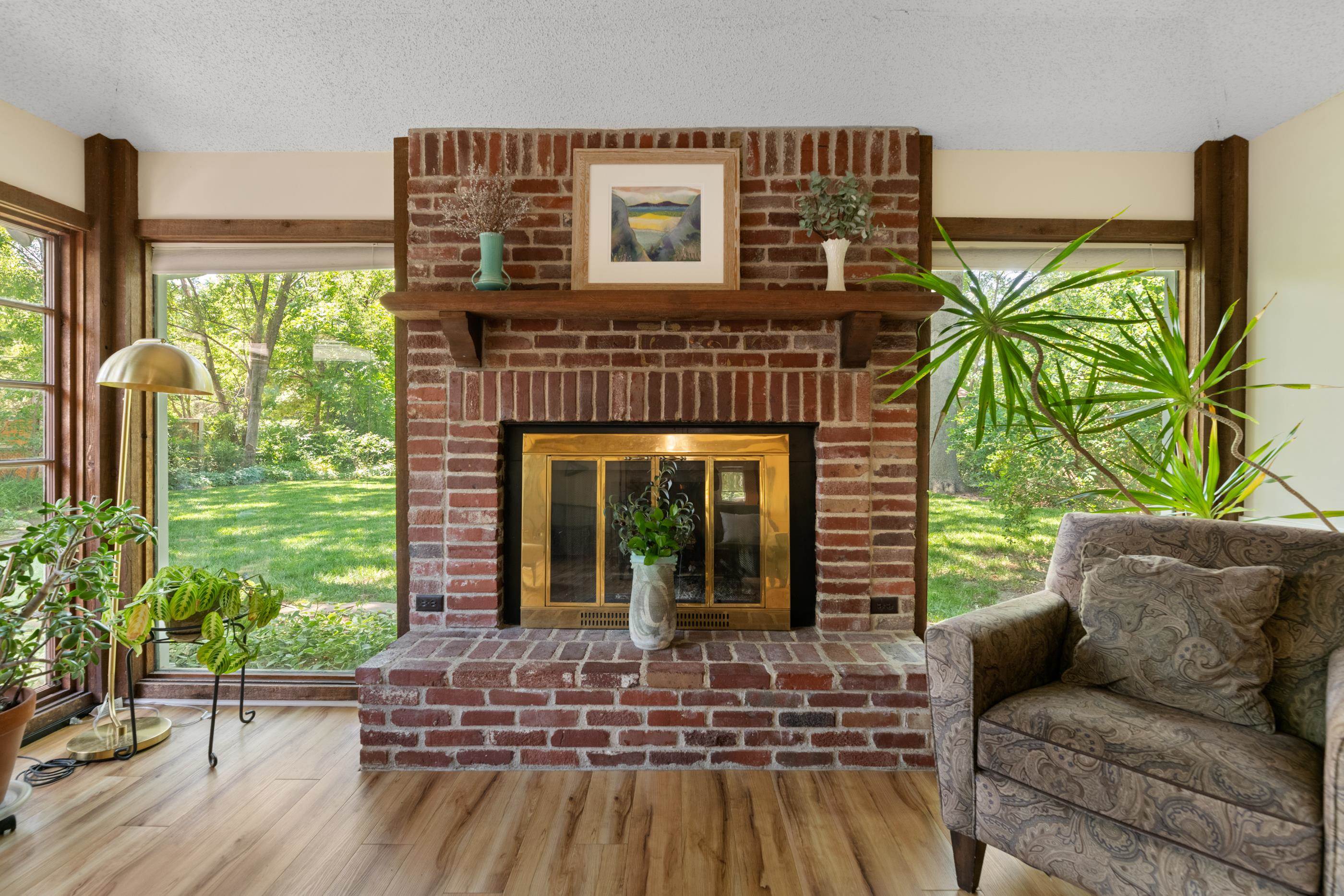 5653 E Park Hollow Dr