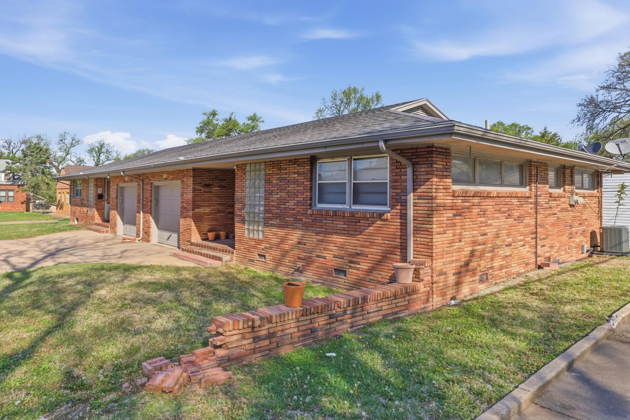 522 N Fountain