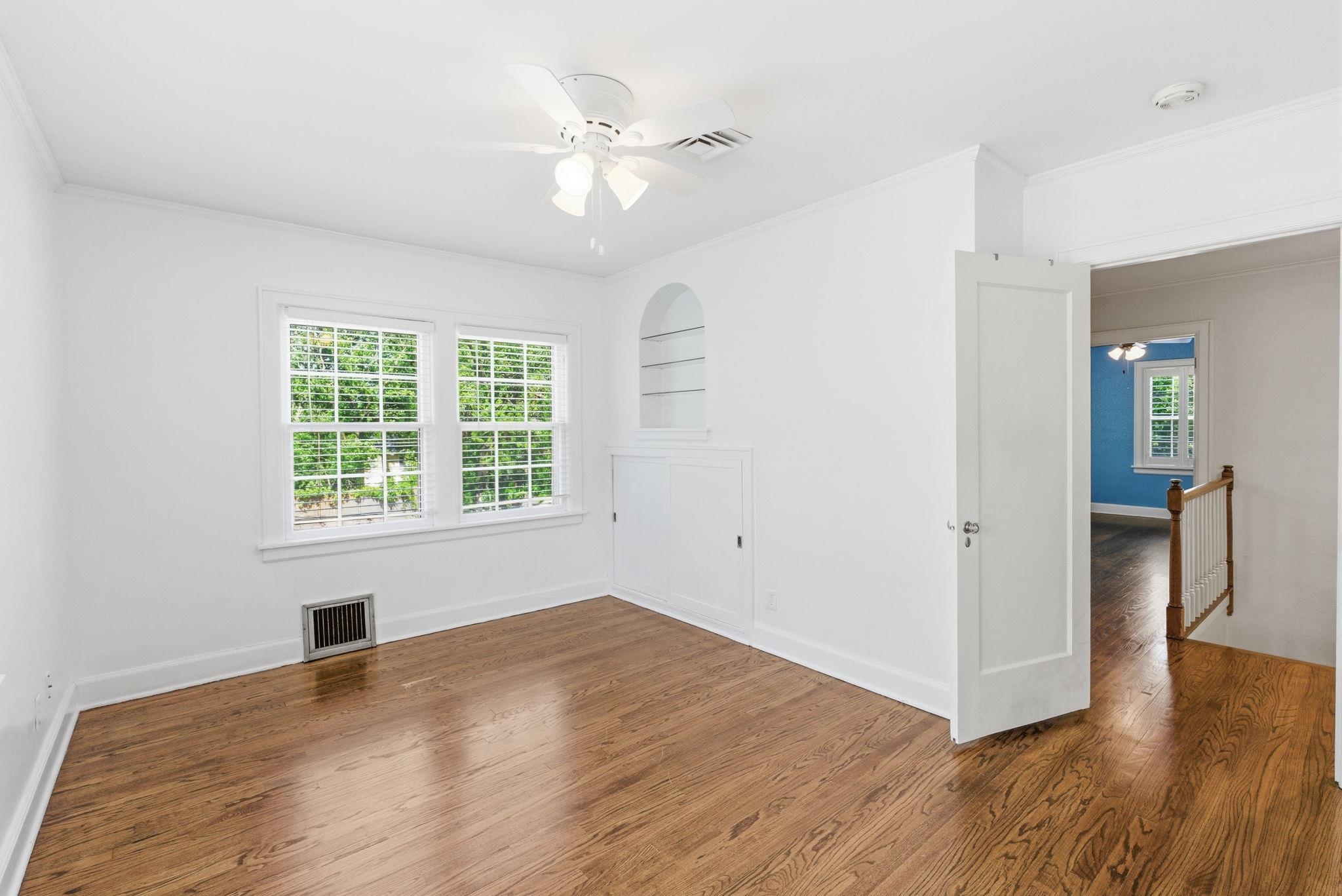 441 N Roosevelt Ave.