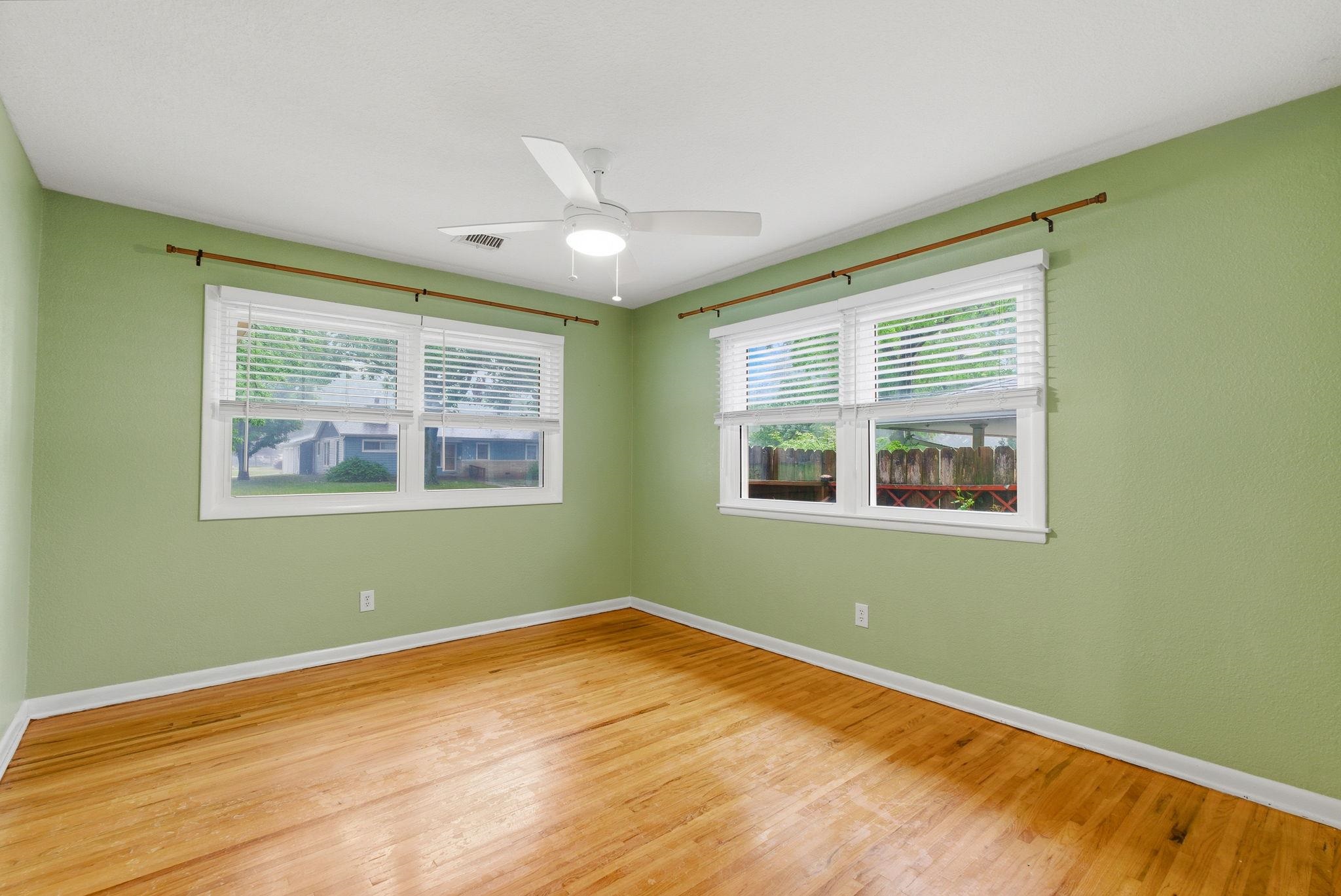 1149 N Old Manor
