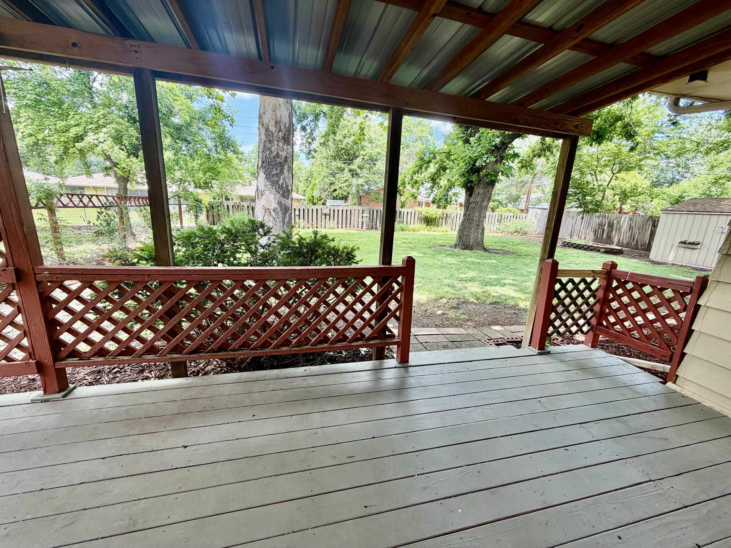 1149 N Old Manor
