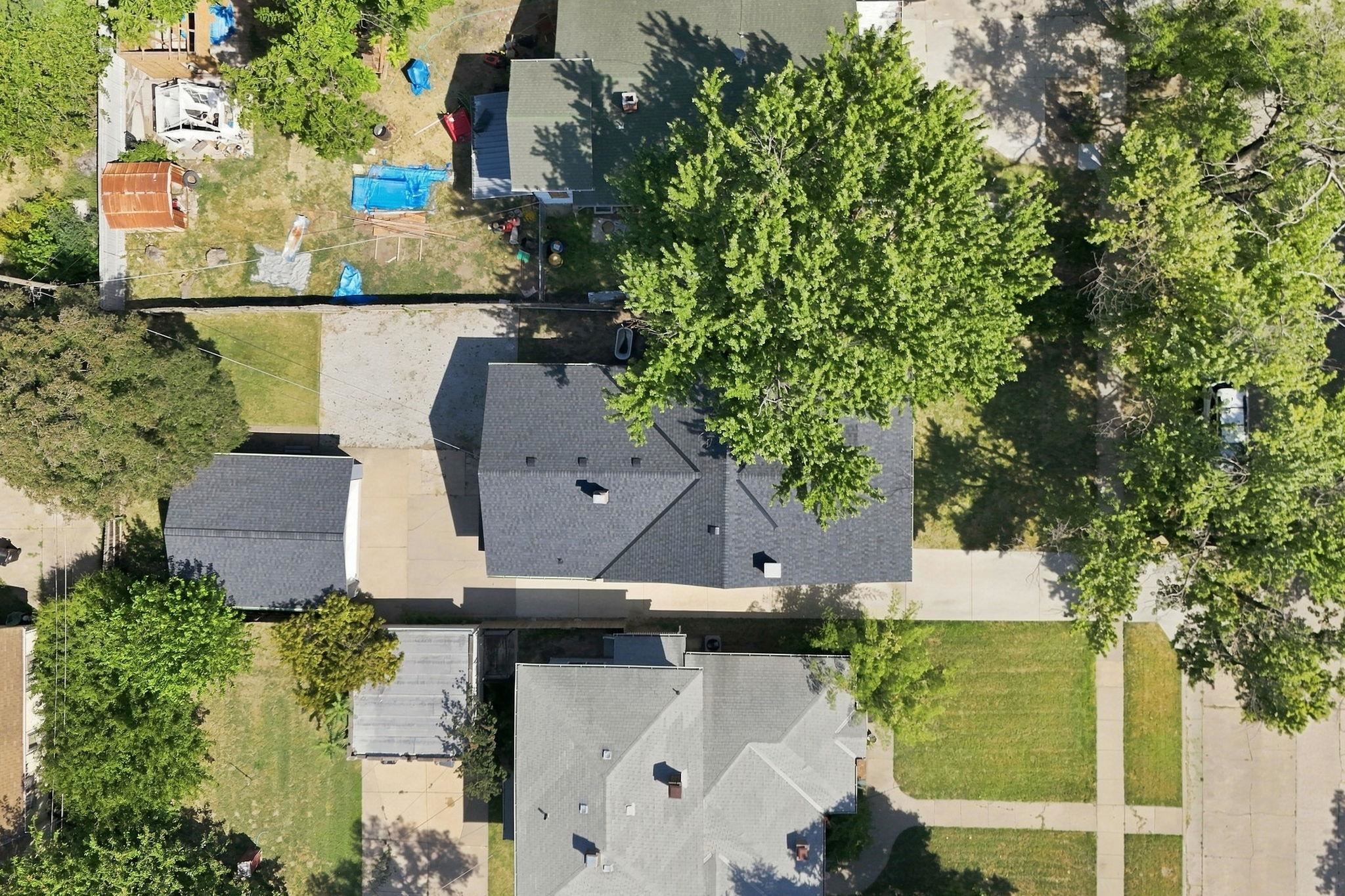 1607 N Fairview