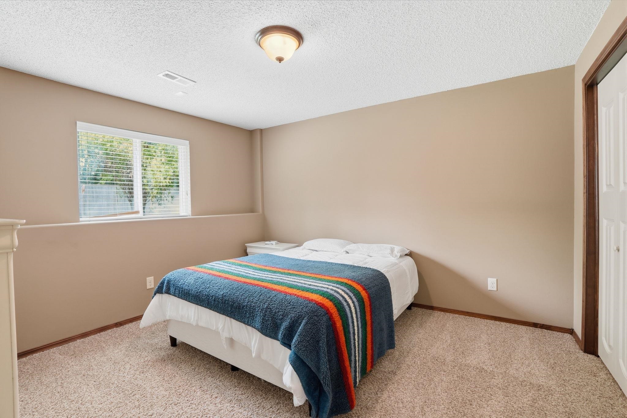 2615 N Woodridge Court