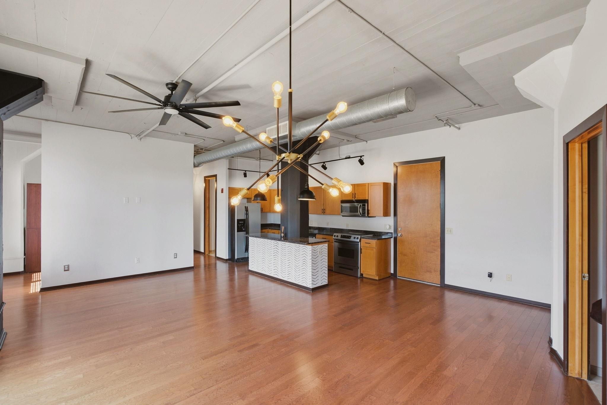 201 S Saint Francis Ave