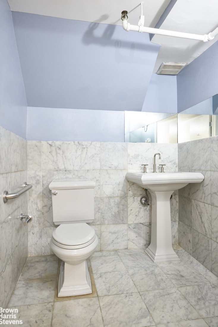 108-110 W 25TH Street COMMERCIAL