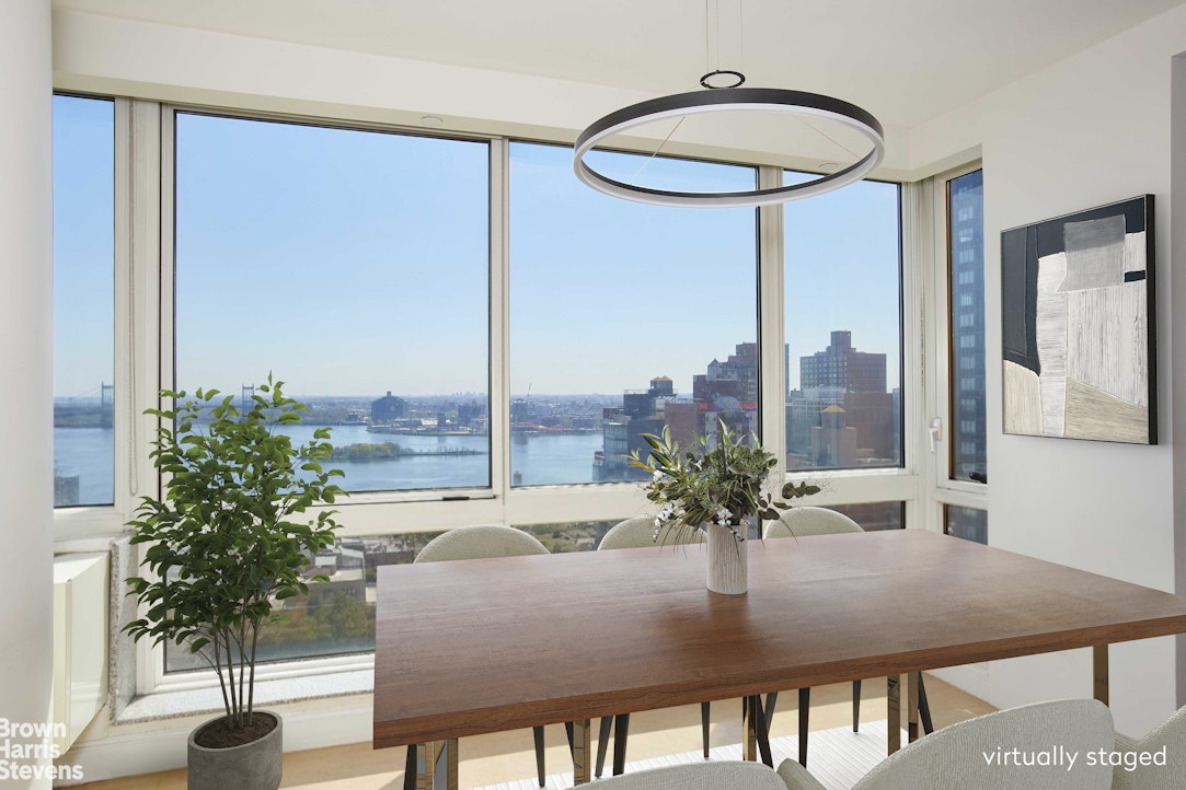 215 E 96TH Street 25C