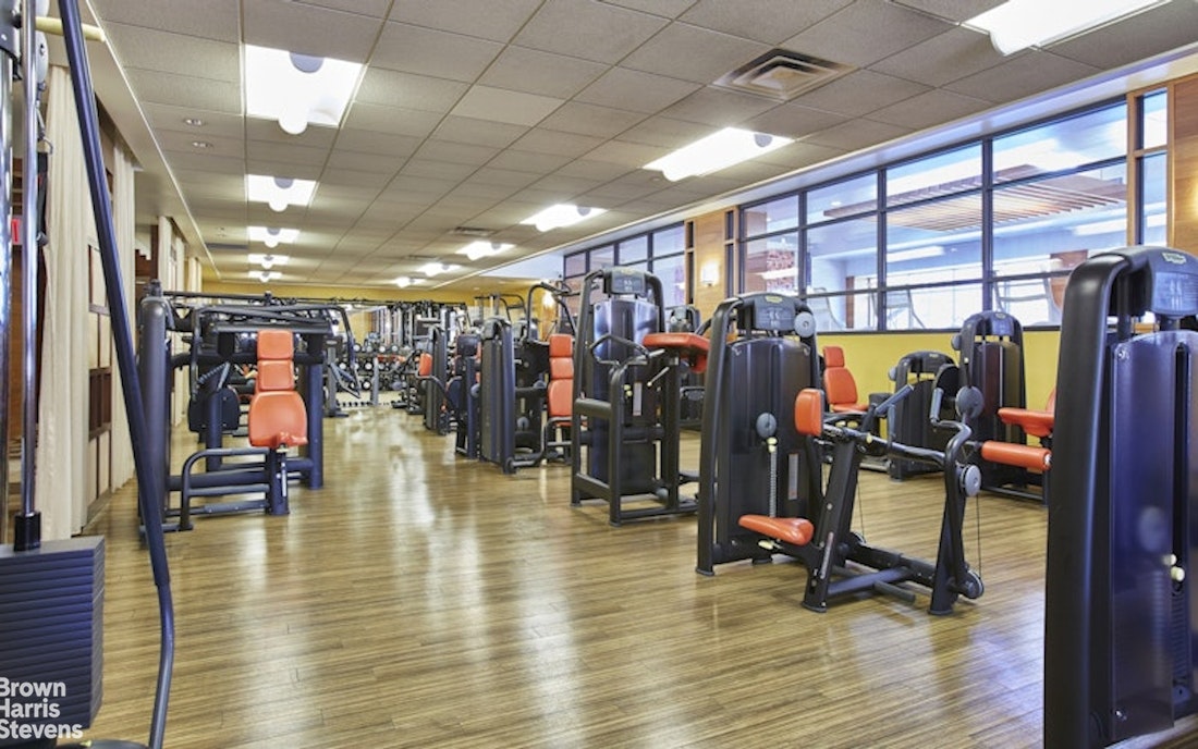 215 E 96TH Street 25C