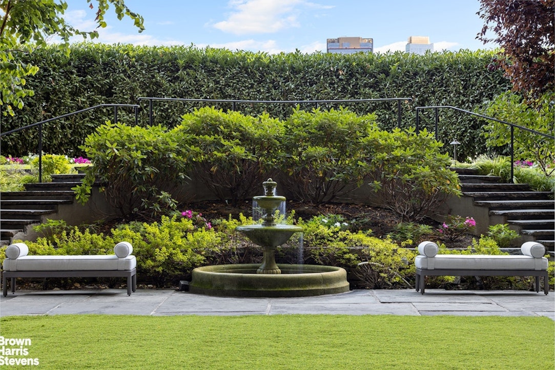 1 SUTTON Place S 11C