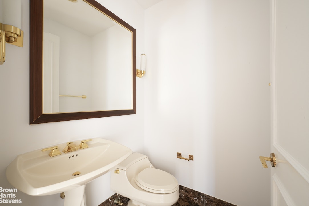 845 UNITED NATIONS Plaza 33D