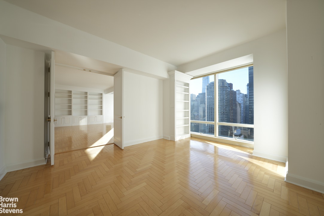 845 UNITED NATIONS Plaza 33D