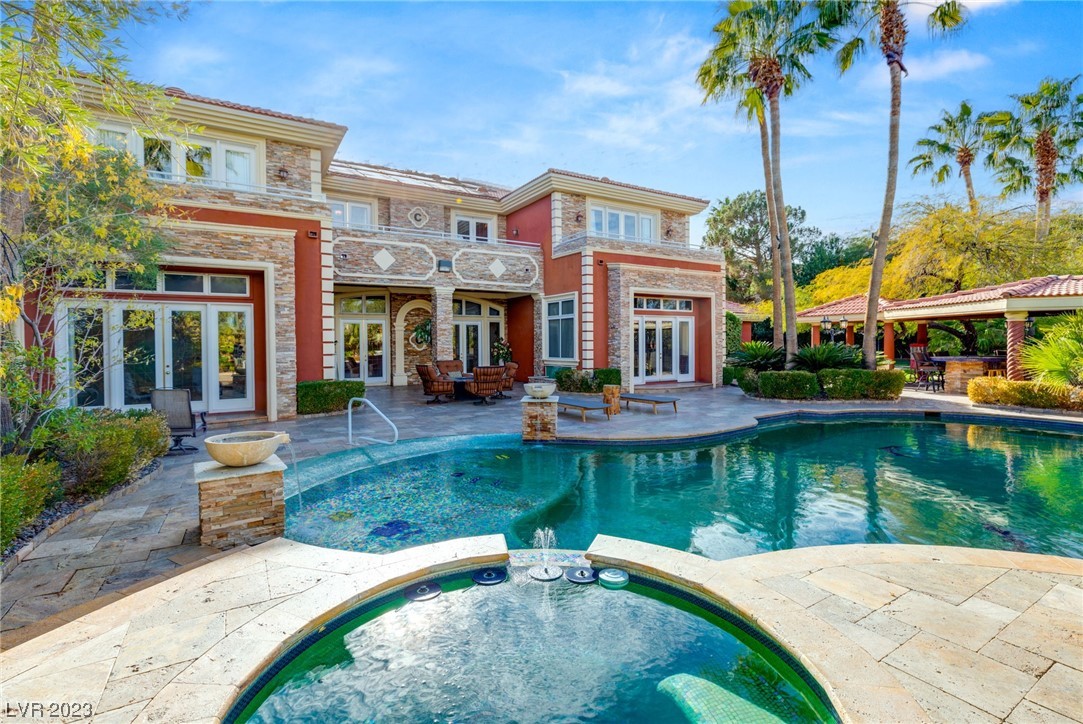 2200 PURPLE MAJESTY Court