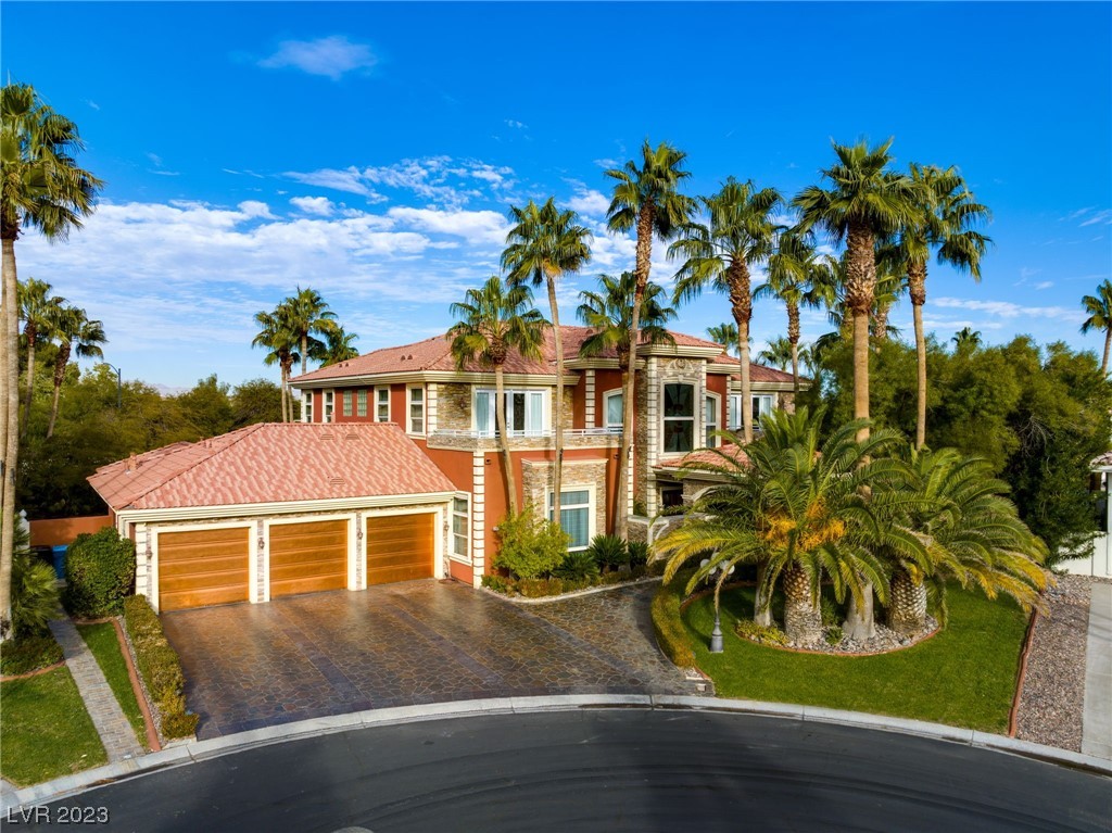 2200 PURPLE MAJESTY Court